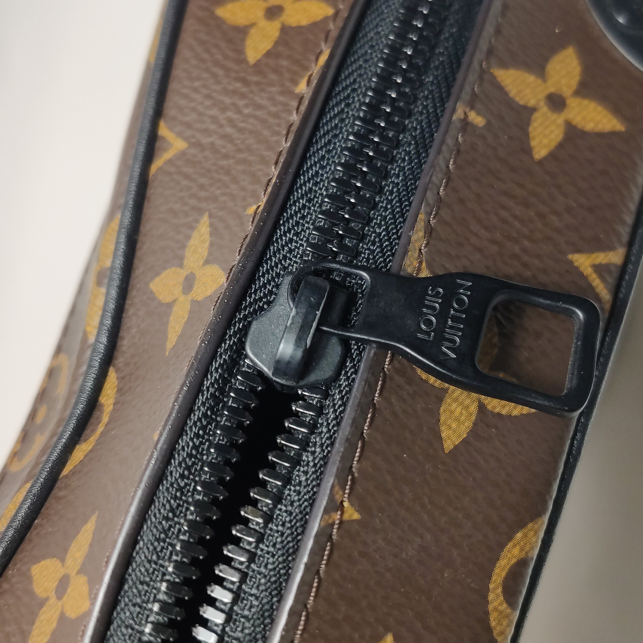 Louis Vuitton(LV) Solar Ray Soft Trunk Bag Monogram Canvas Mini — photo 9 of 14