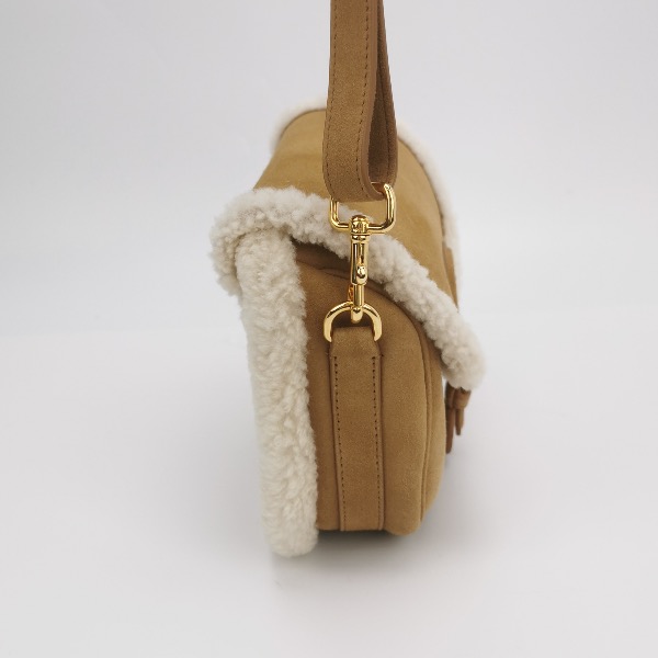 Christian Dior Bobby Flap Bag Shearling and Suede Medium — photo 4 of 9