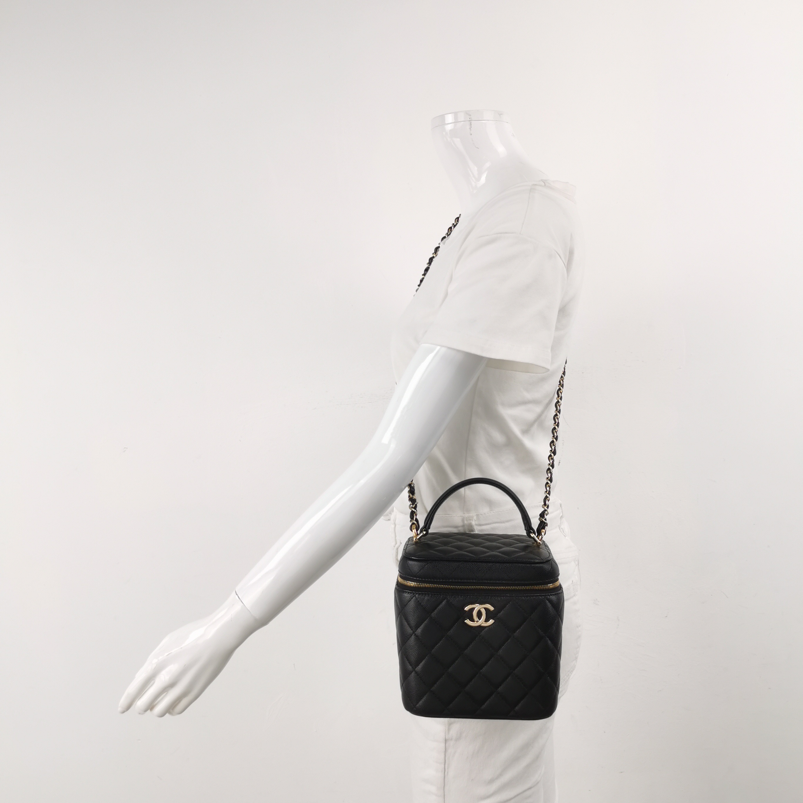 Chanel CC Top Handle Vanity Case with Chain Quilted Lambskin Small — alternate view