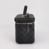Chanel CC Top Handle Vanity Case with Chain Quilted Lambskin Small — thumbnail 3