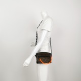 Louis Vuitton(LV) Solar Ray Soft Trunk Bag Monogram Canvas Mini — thumbnail 2