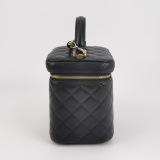 Chanel CC Top Handle Vanity Case with Chain Quilted Lambskin Small — thumbnail 4