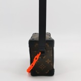 Louis Vuitton(LV) Solar Ray Soft Trunk Bag Monogram Canvas Mini — thumbnail 4