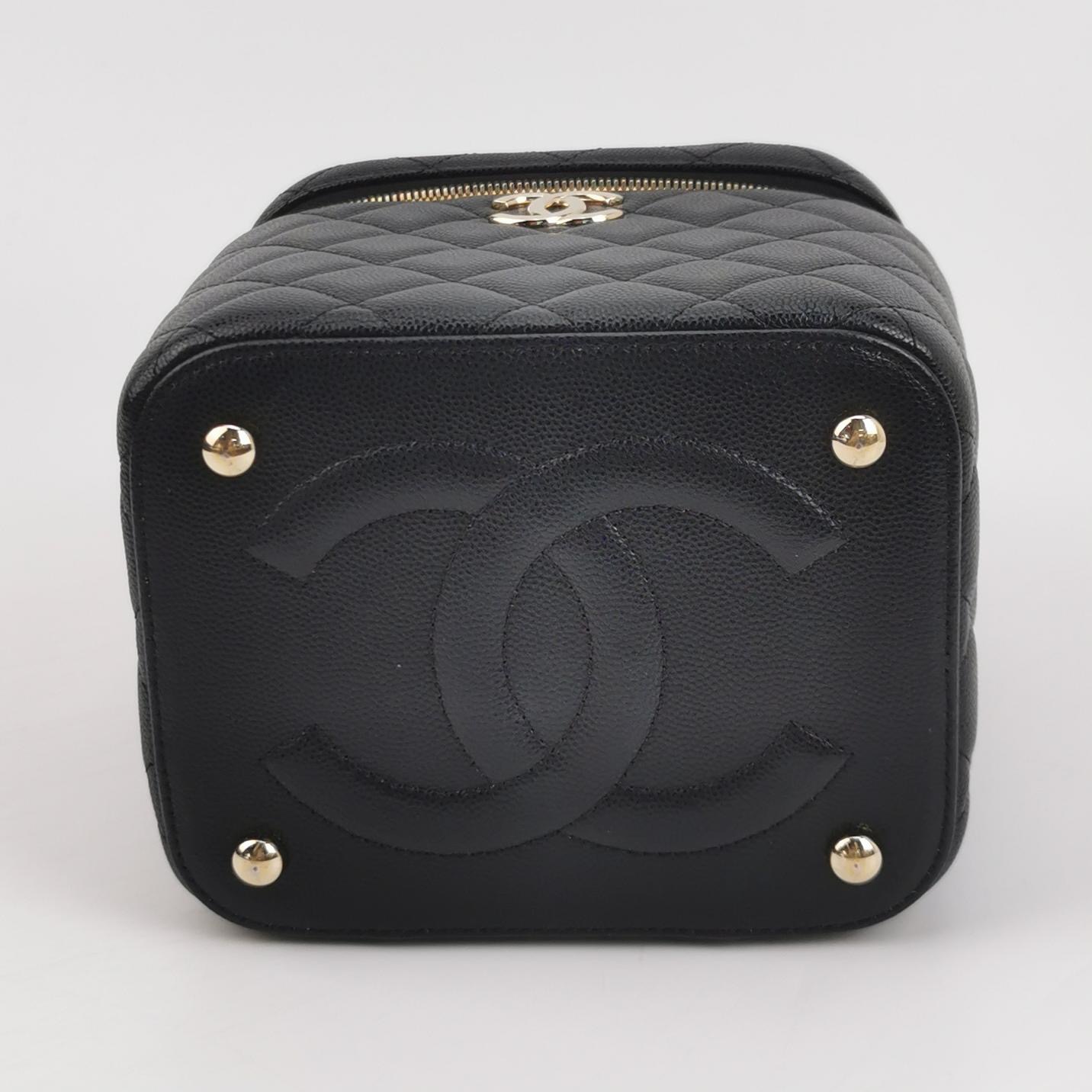 Chanel CC Top Handle Vanity Case with Chain Quilted Lambskin Small