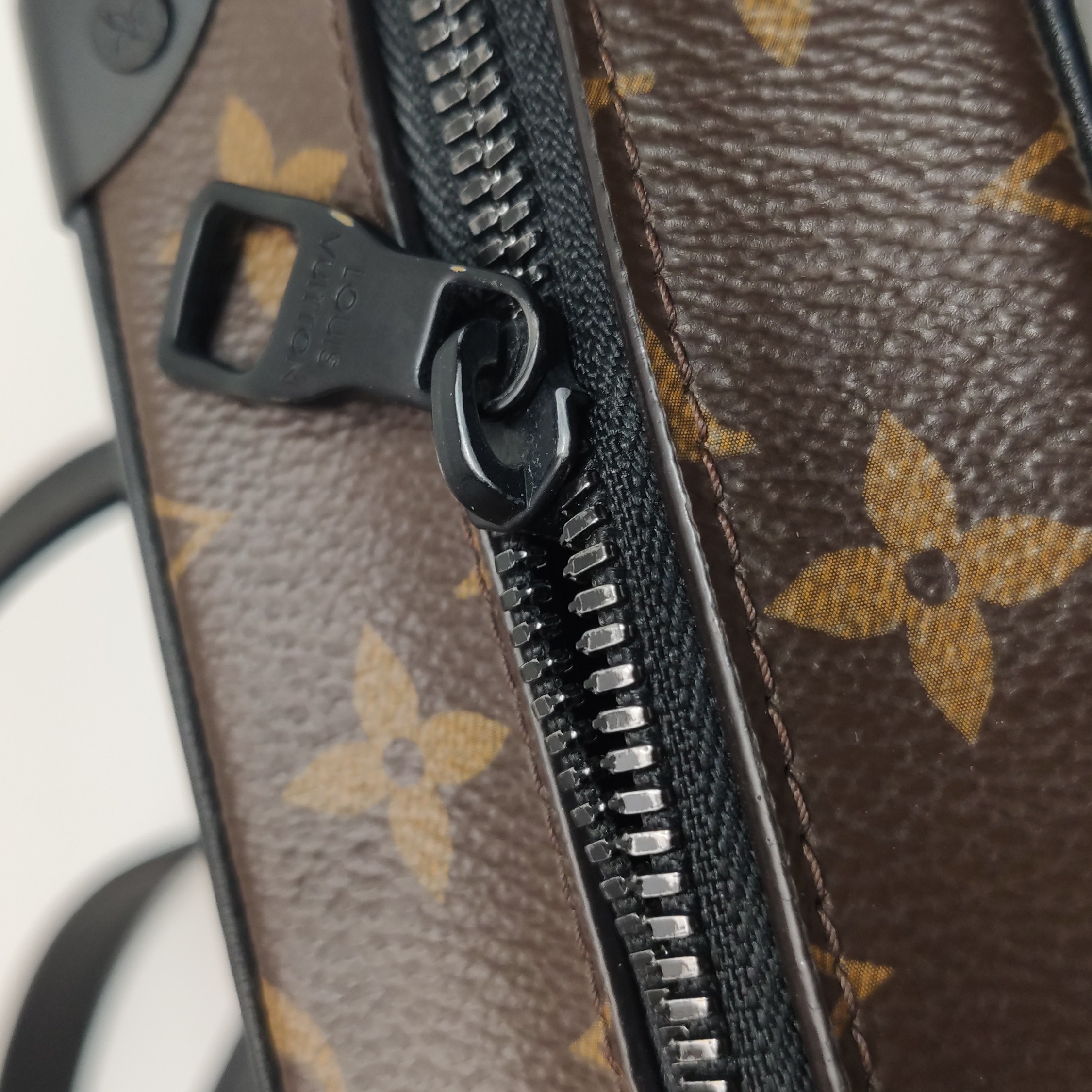 Louis Vuitton(LV) Solar Ray Soft Trunk Bag Monogram Canvas Mini — photo 9 of 14