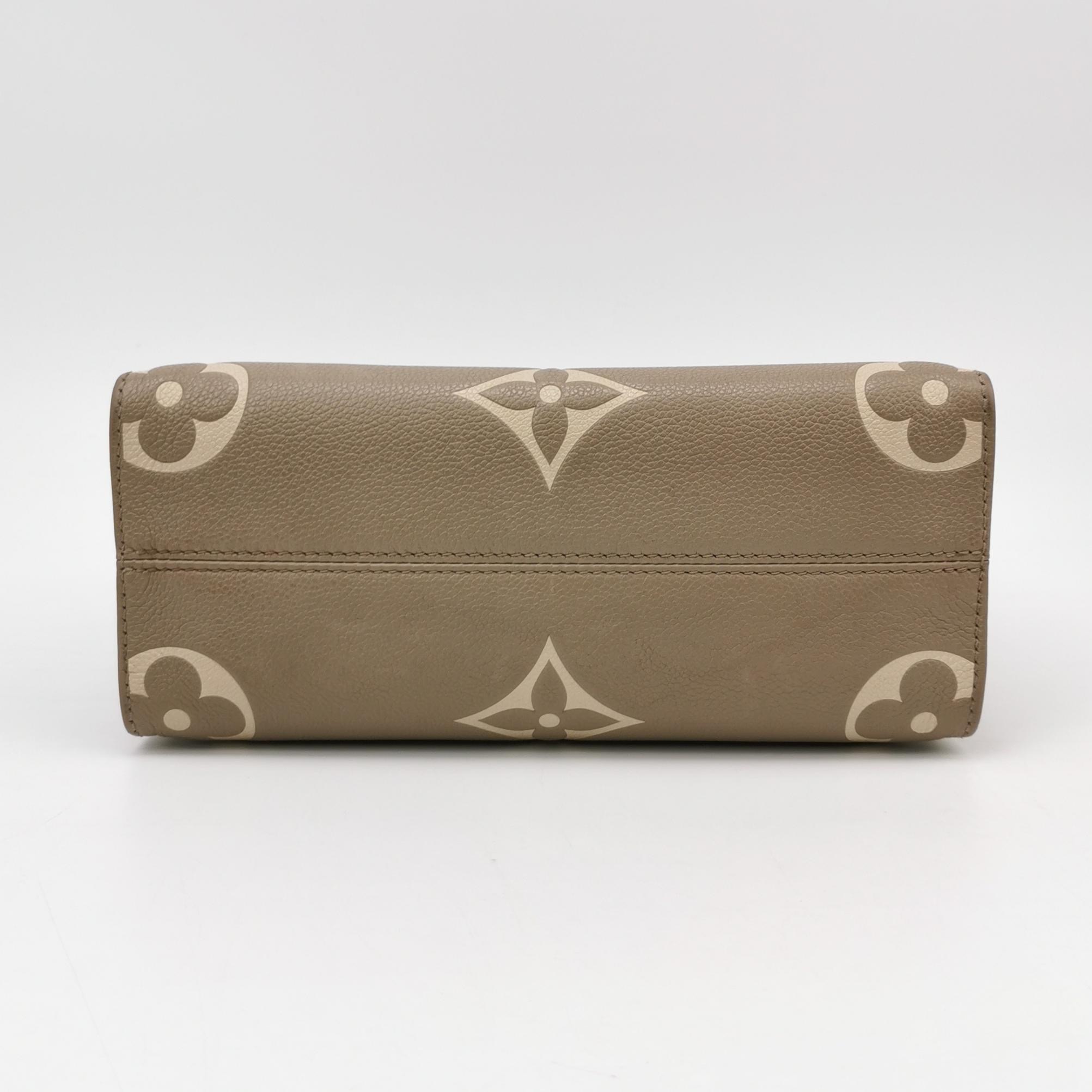 Louis Vuitton(LV) OnTheGo Tote Bicolor Monogram Empreinte Giant PM — photo 6 of 12