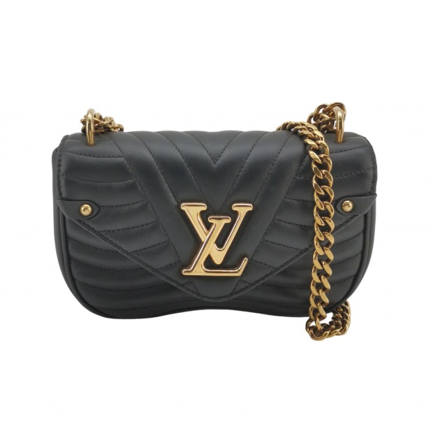 Louis Vuitton(LV) New Wave Chain Bag Quilted Leather PM — pre-owned, Vierlot