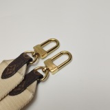 Louis Vuitton(LV) OnTheGo Tote Reverse Monogram Giant East West — thumbnail 13