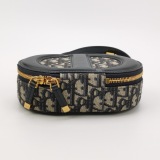 Christian Dior CD Signature Vanity Case Oblique Canvas Small — thumbnail 6