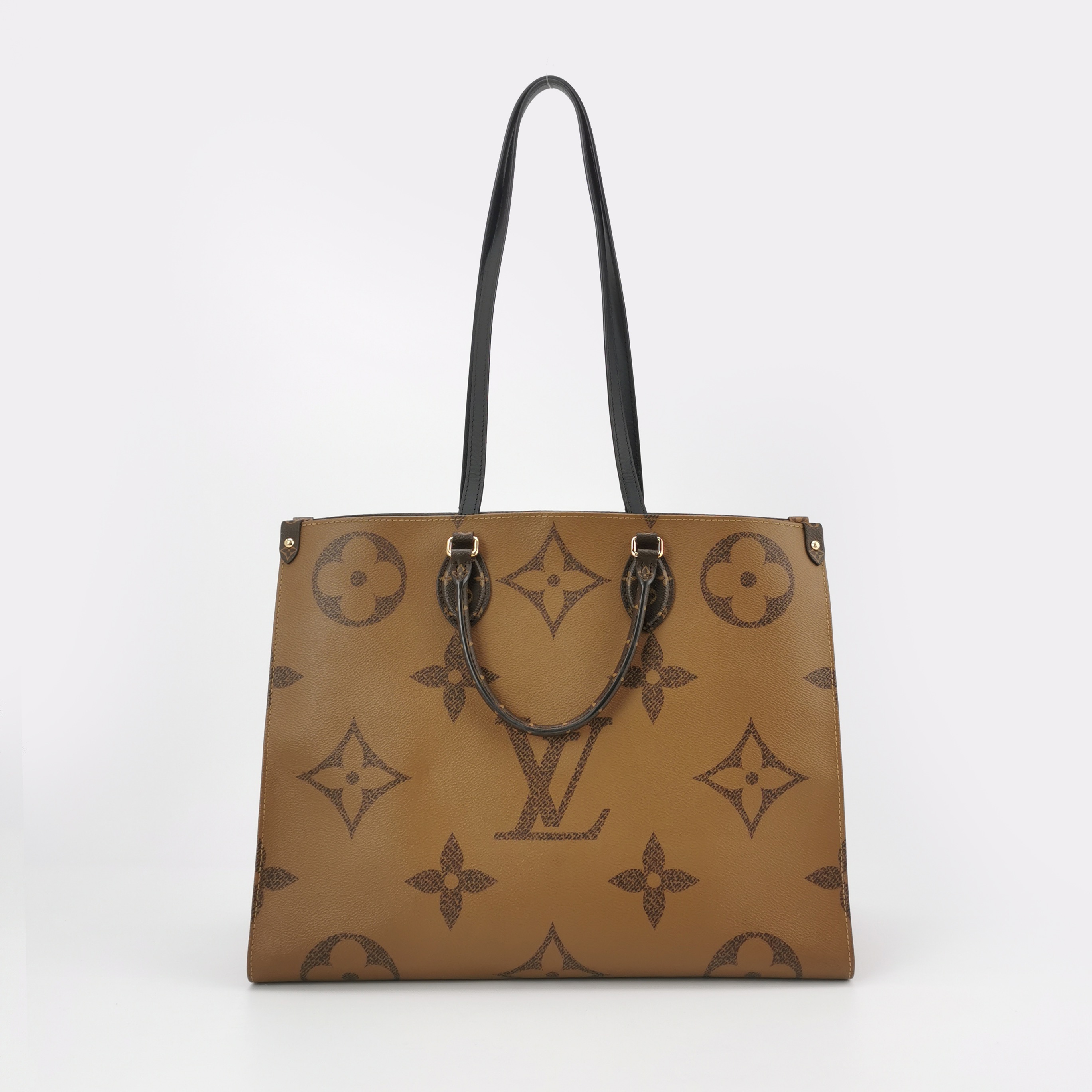 Louis Vuitton(LV) OnTheGo Tote Reverse Monogram Giant GM