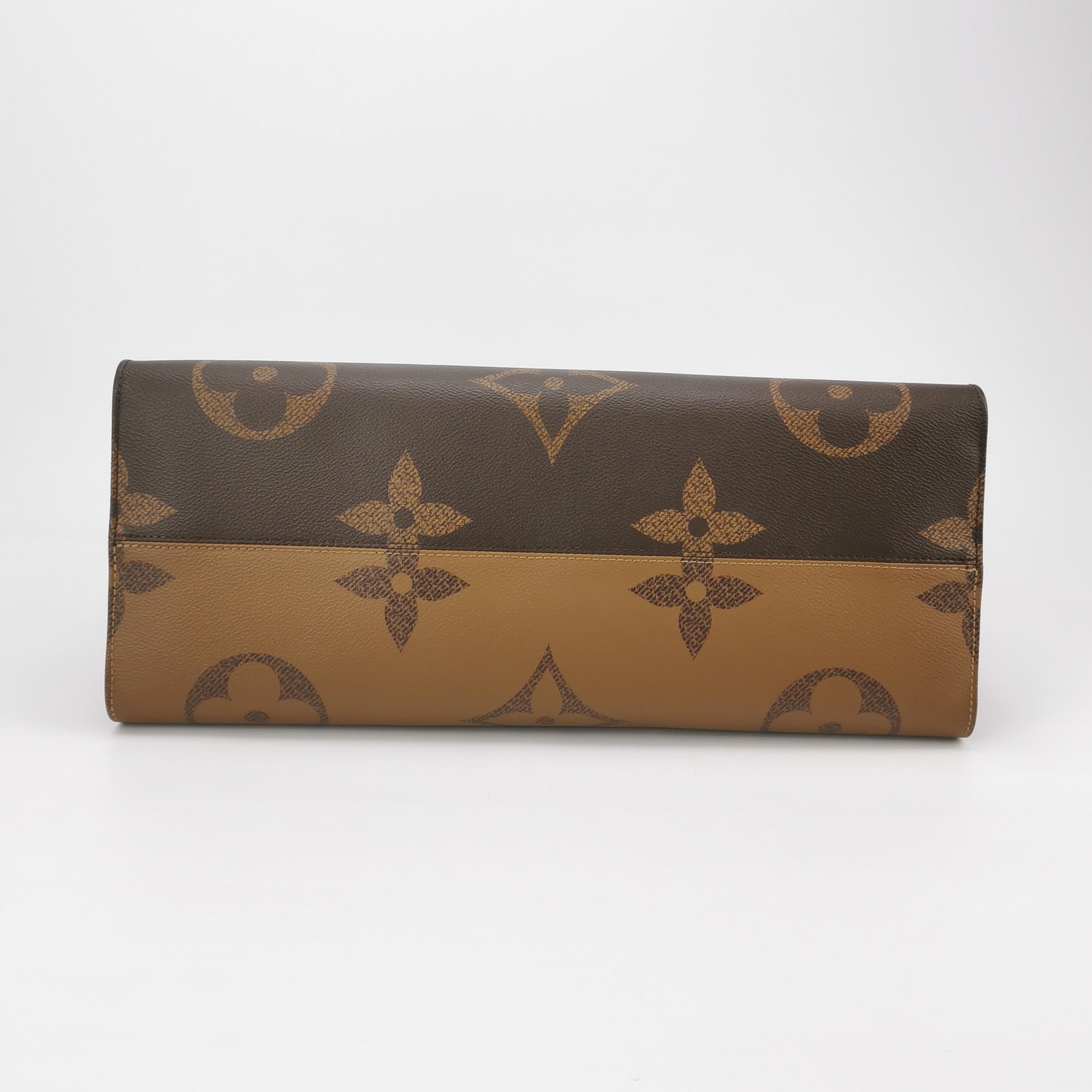 Louis Vuitton(LV) OnTheGo Tote Reverse Monogram Giant GM