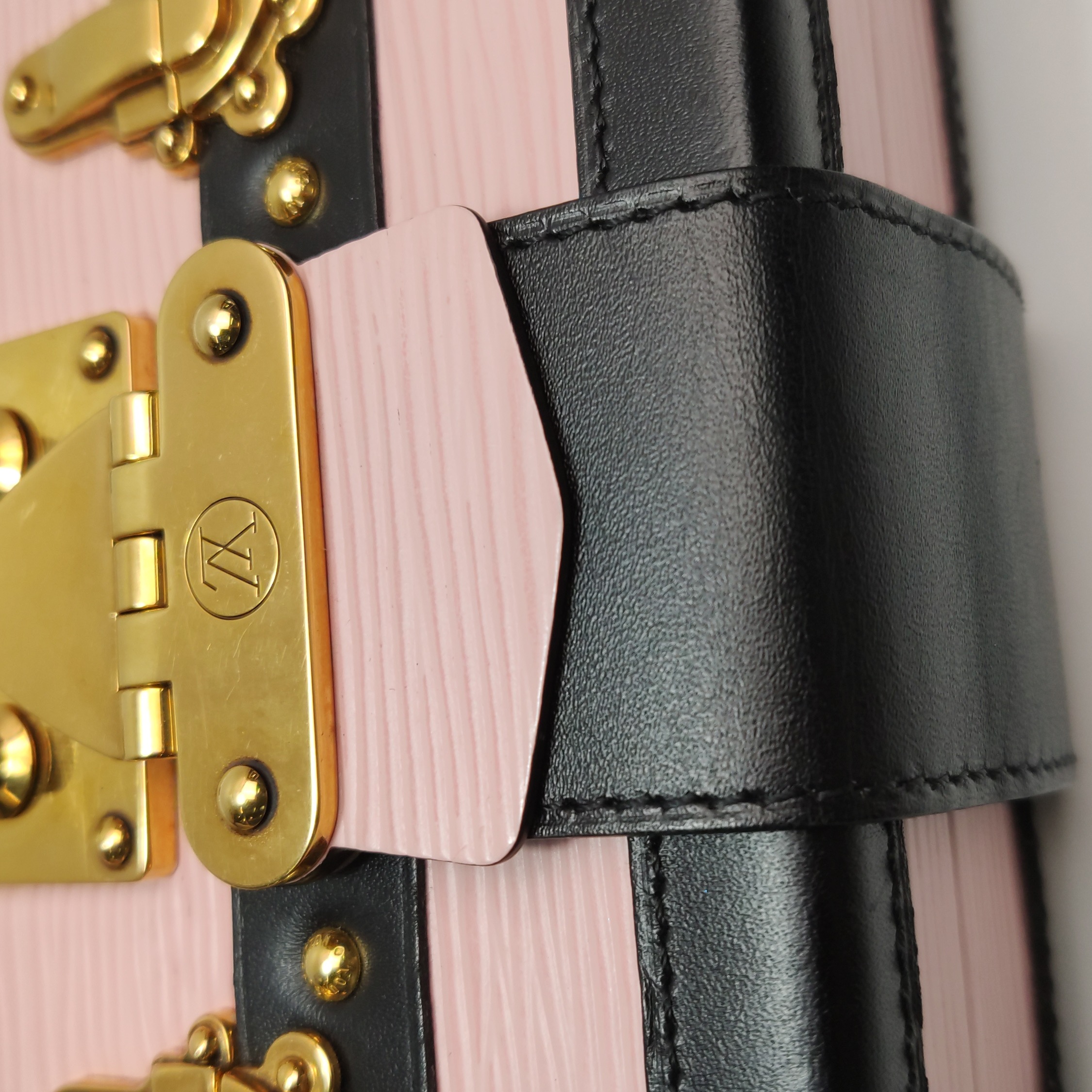 Louis Vuitton(LV) Petite Malle Handbag Epi Leather — photo 14 of 23