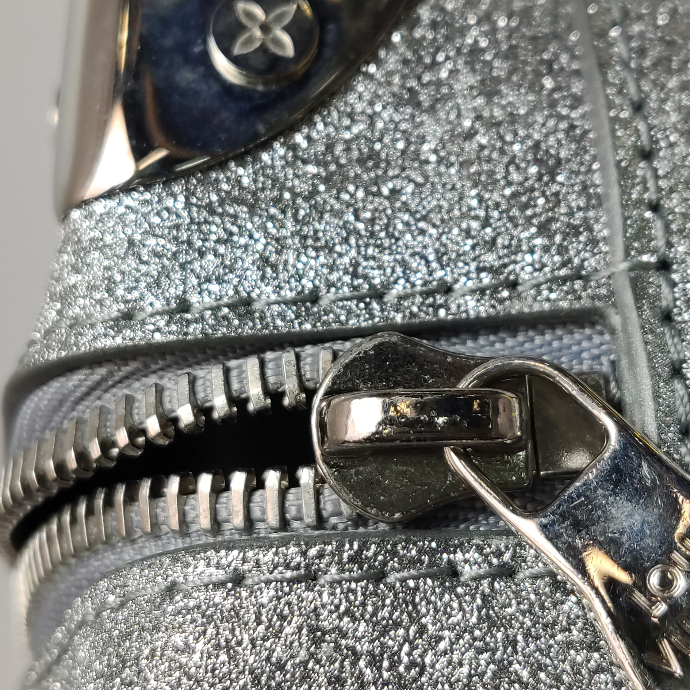 Louis Vuitton(LV) Soft Trunk Bag Damier Glitter Leather Mini — photo 9 of 14