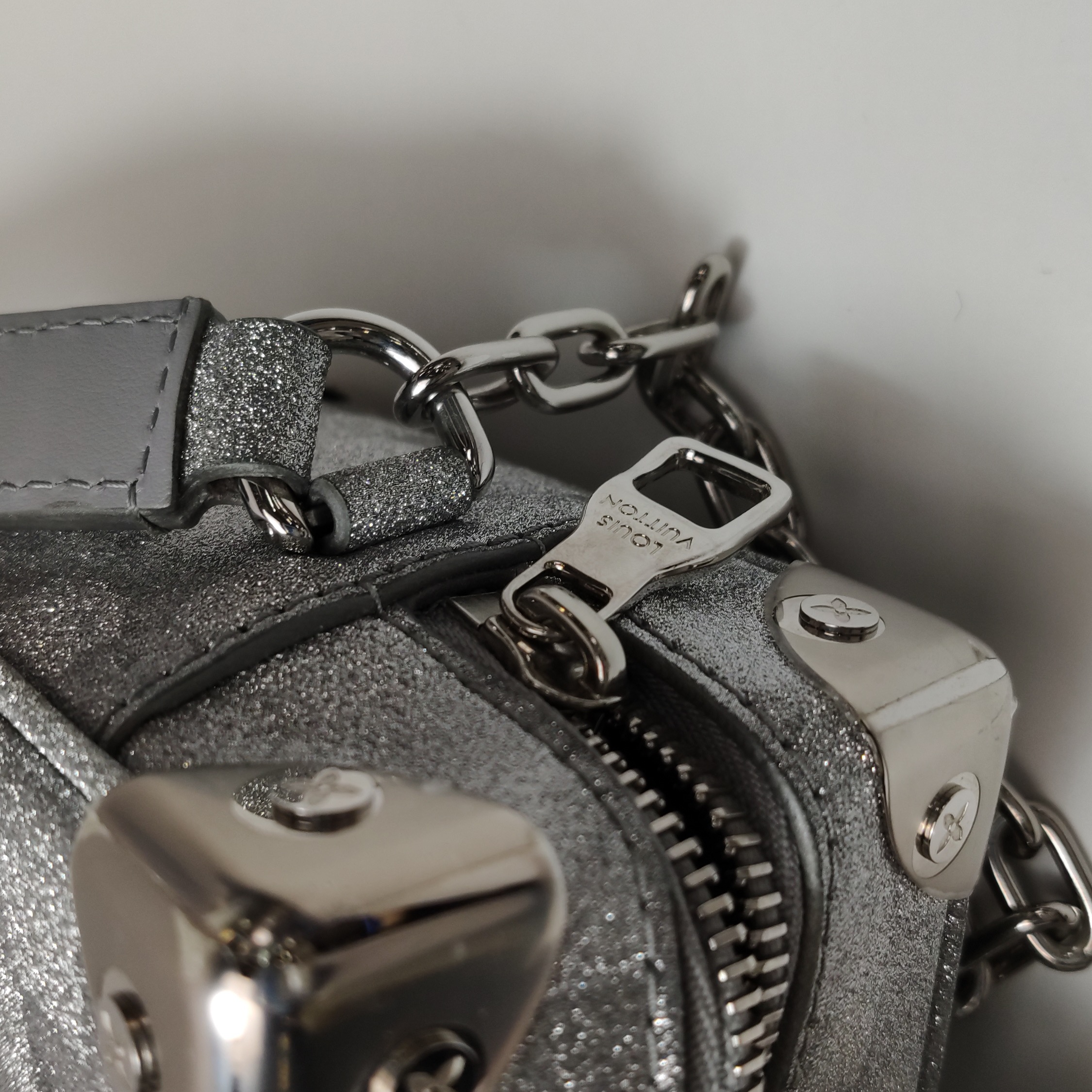 Louis Vuitton(LV) Soft Trunk Bag Damier Glitter Leather Mini — photo 9 of 13