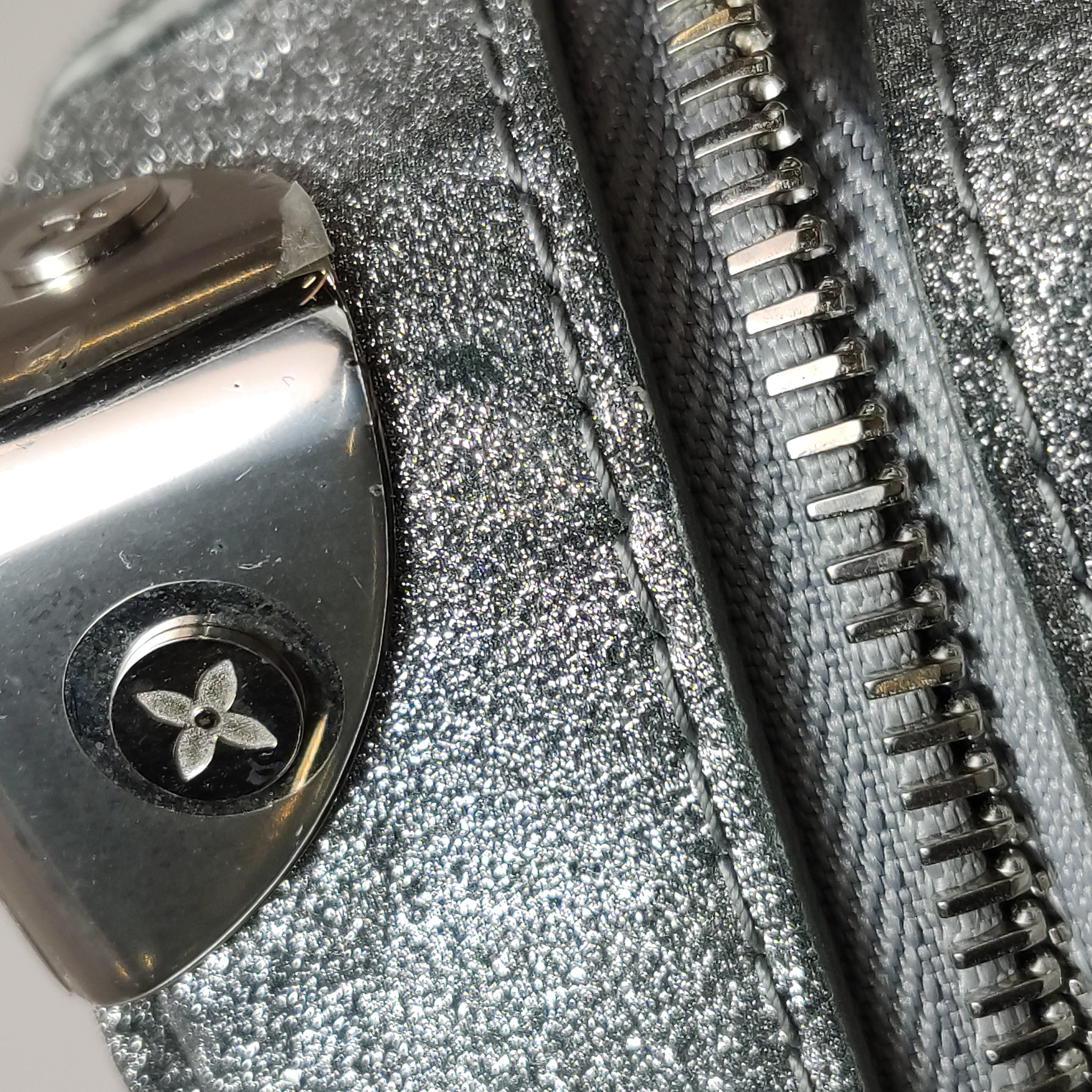 Louis Vuitton(LV) Soft Trunk Bag Damier Glitter Leather Mini — photo 10 of 13