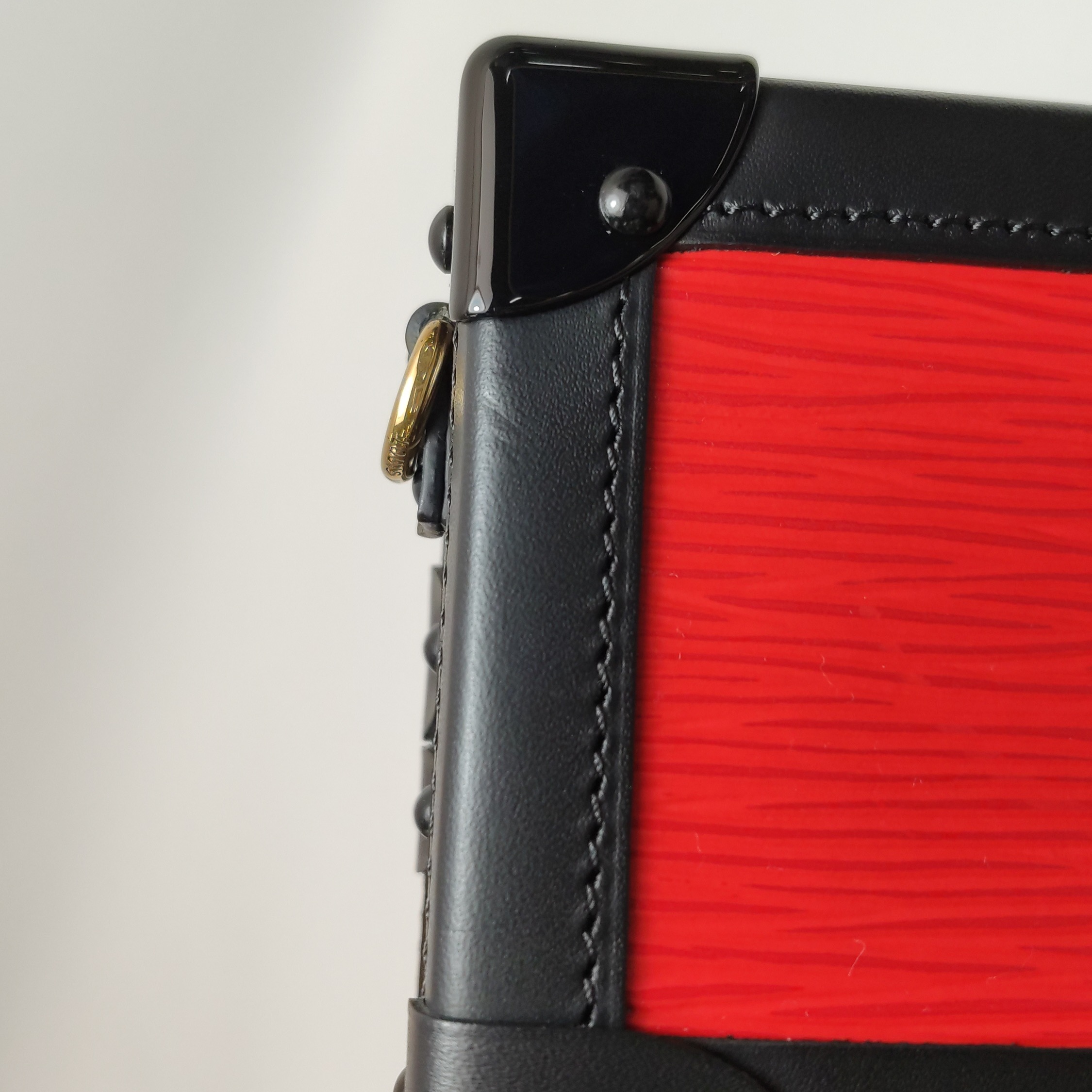 Louis Vuitton(LV) Petite Malle Handbag Epi Leather — photo 12 of 18
