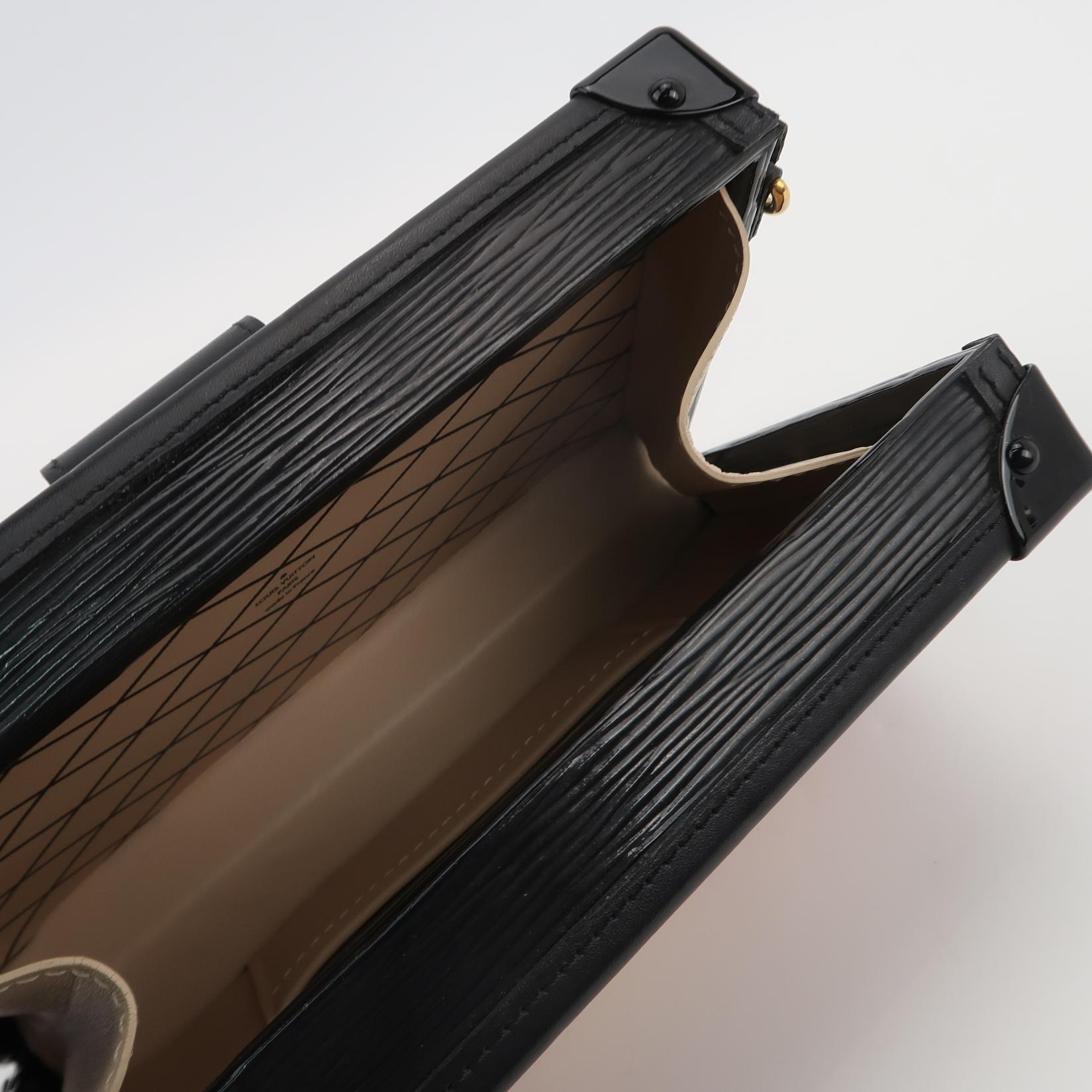Louis Vuitton(LV) Petite Malle Handbag Epi Leather — photo 8 of 20