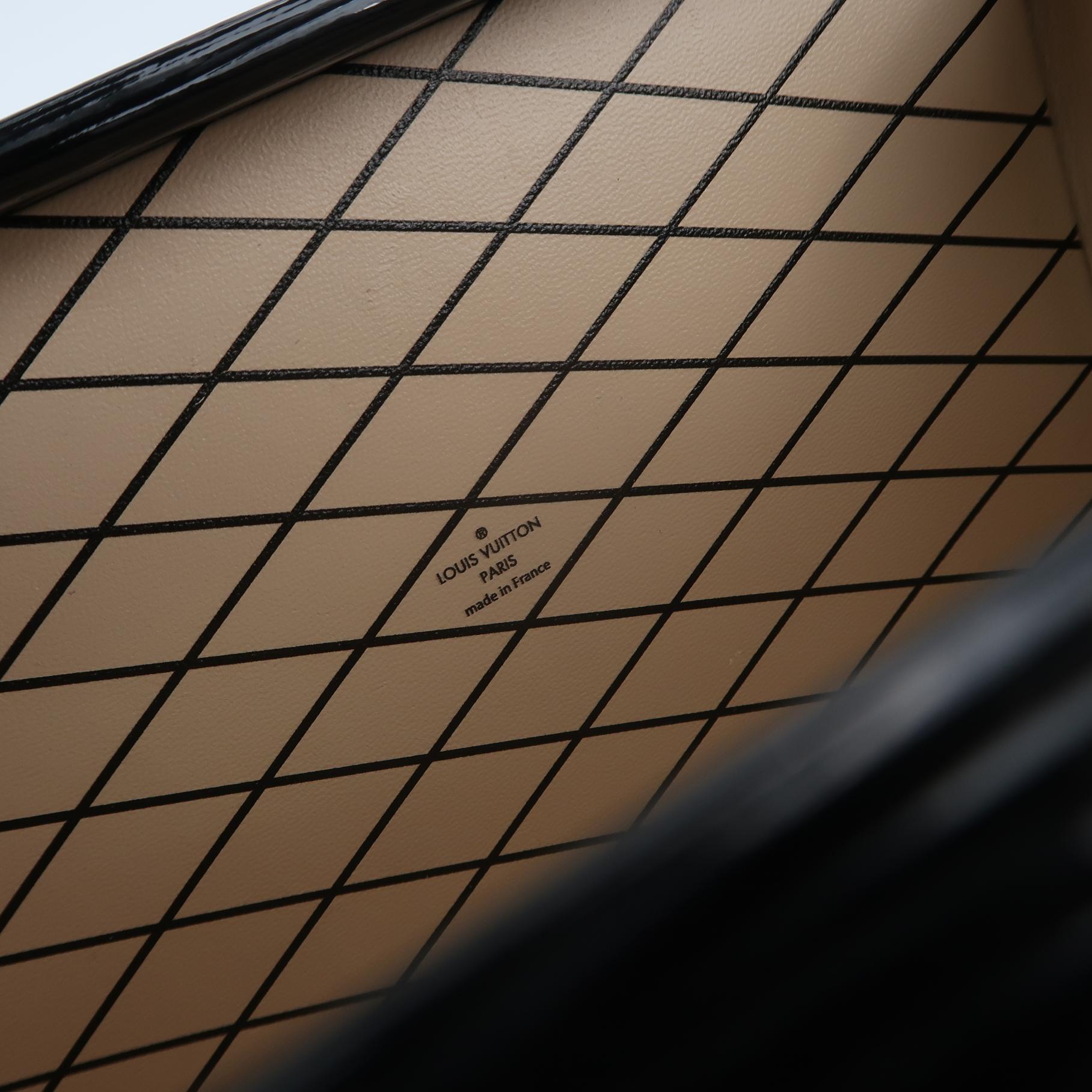 Louis Vuitton(LV) Petite Malle Handbag Epi Leather — photo 9 of 20