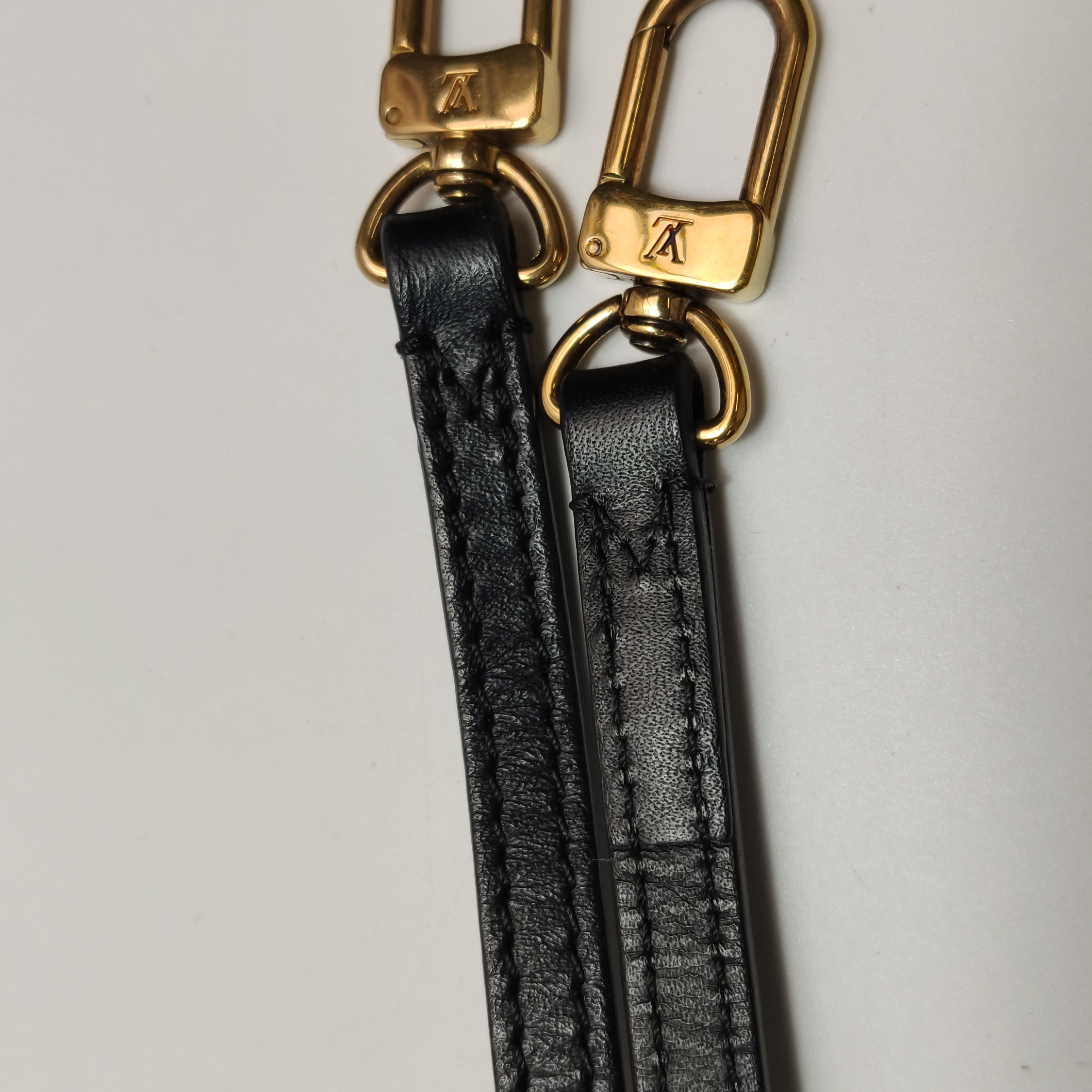 Louis Vuitton(LV) Petite Malle Handbag Epi Leather — photo 16 of 20