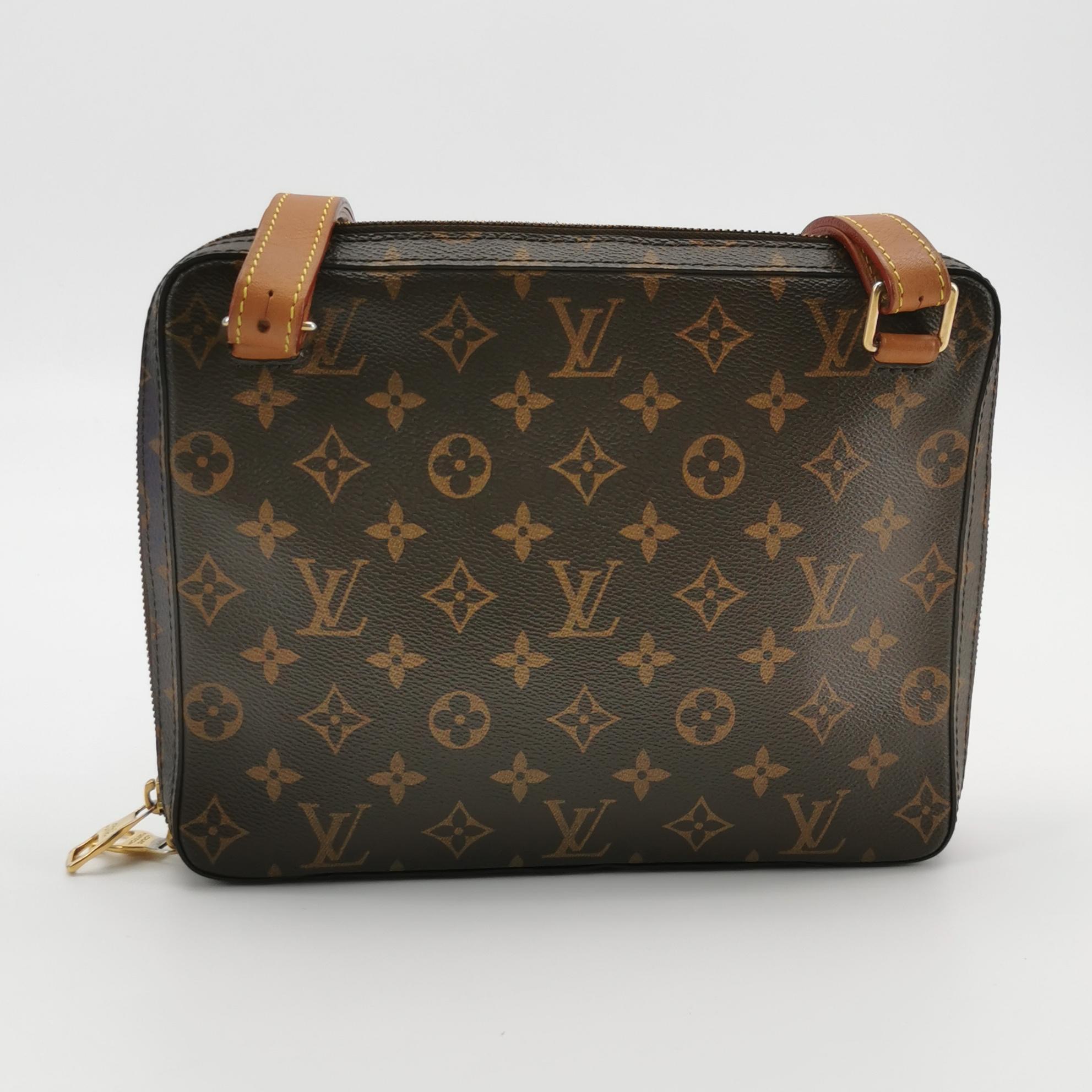 Louis Vuitton(LV) Soft Trunk Pouch Monogram Canvas — photo 3 of 17