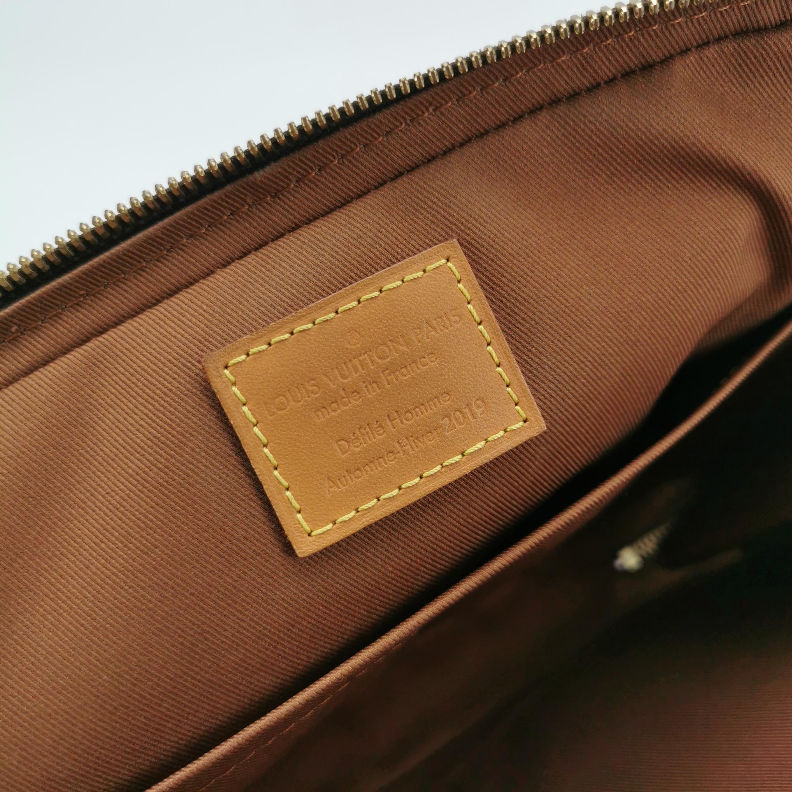 Louis Vuitton(LV) Soft Trunk Pouch Monogram Canvas — photo 8 of 17