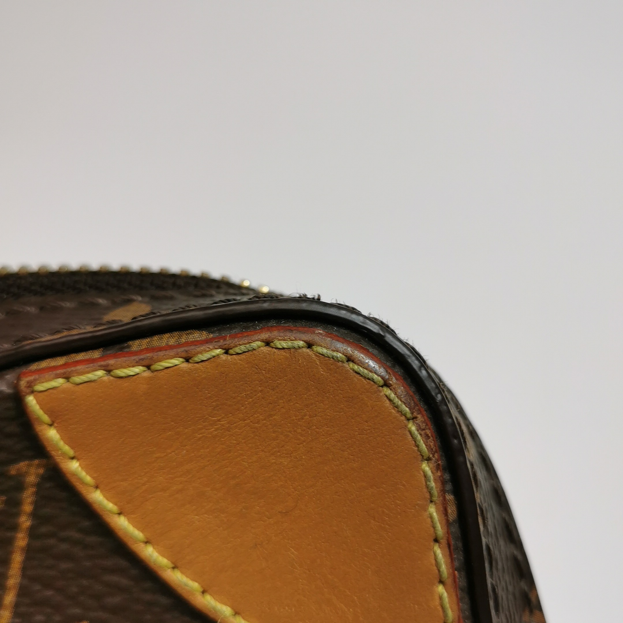 Louis Vuitton(LV) Soft Trunk Pouch Monogram Canvas — photo 11 of 17
