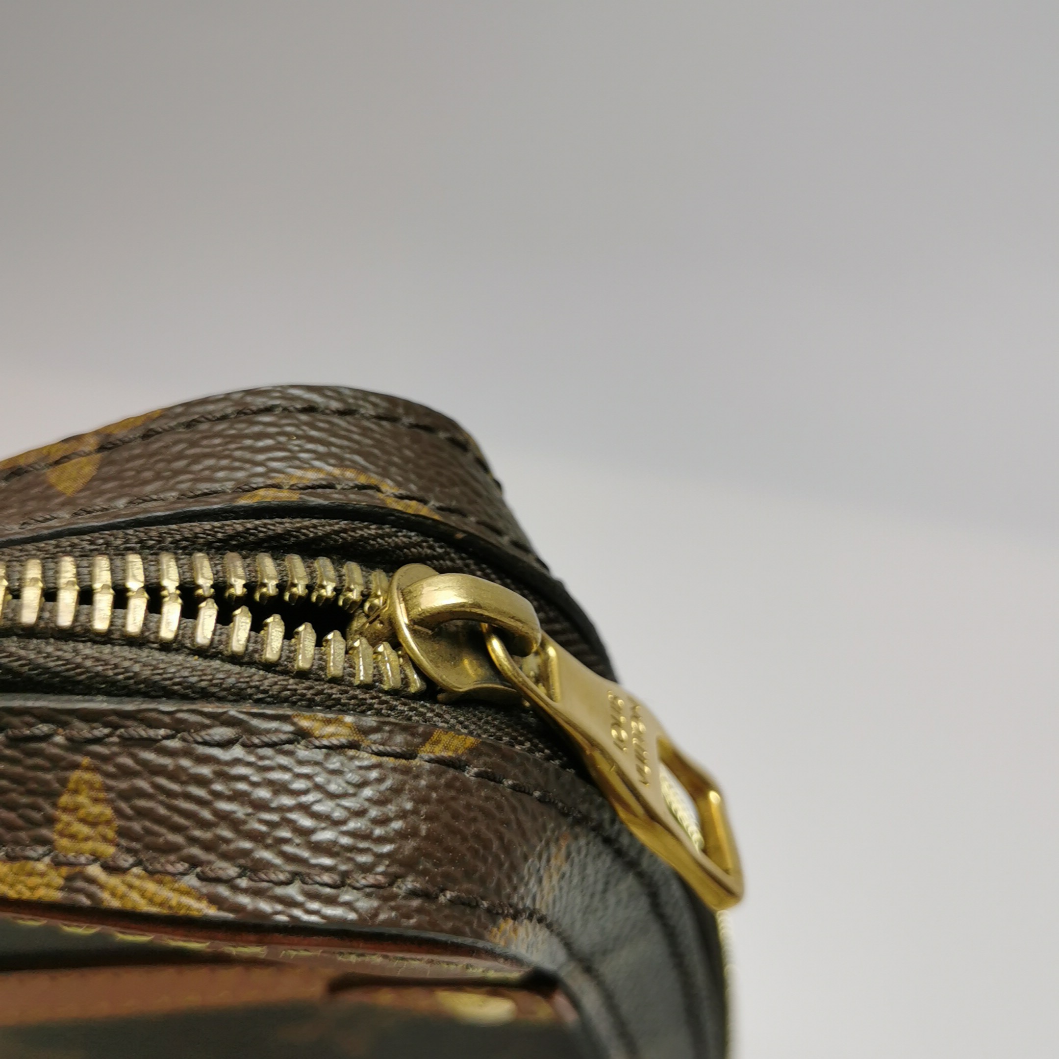 Louis Vuitton(LV) Soft Trunk Pouch Monogram Canvas — photo 10 of 16
