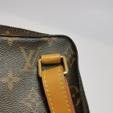 Louis Vuitton(LV) Soft Trunk Pouch Monogram Canvas — thumbnail 16