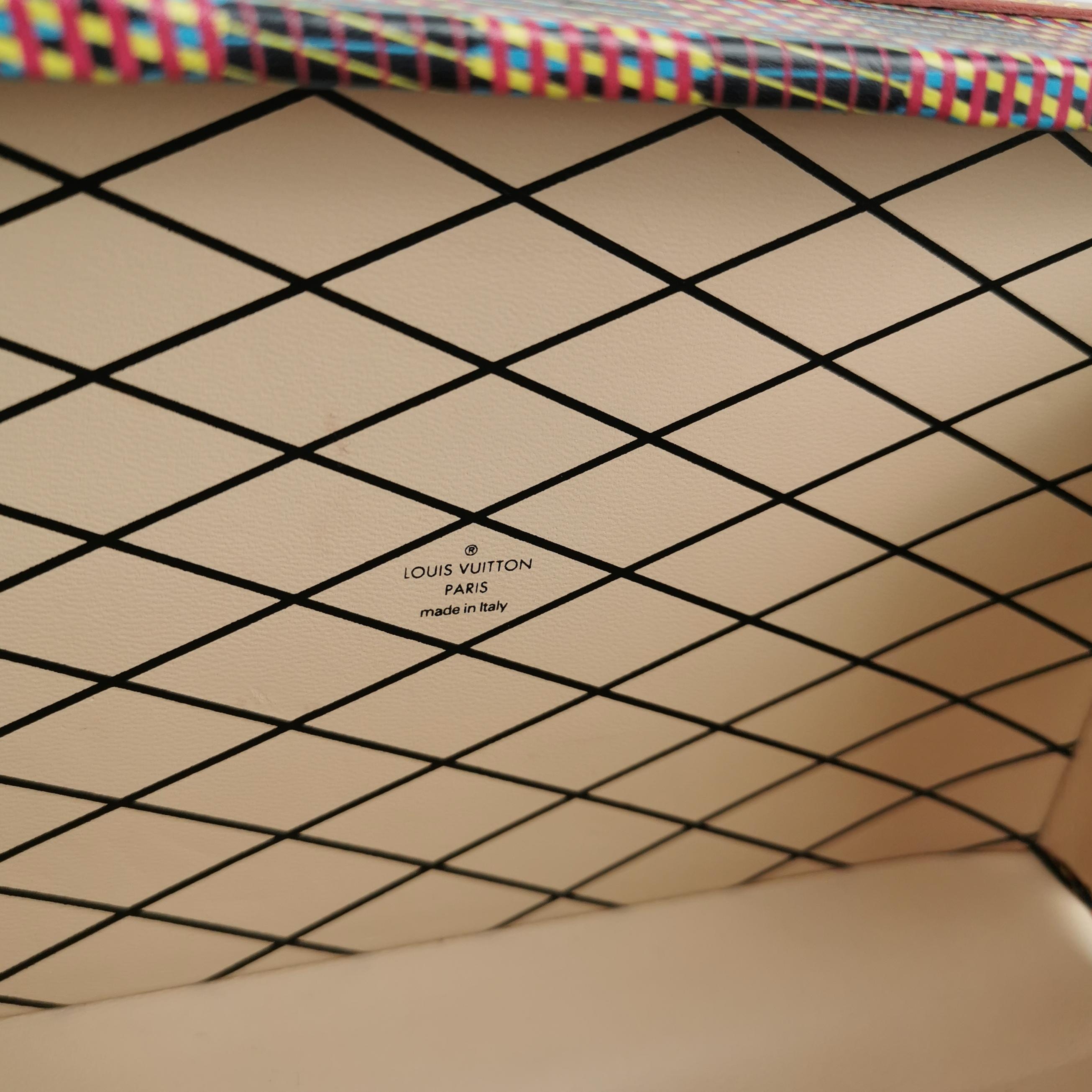 Louis Vuitton(LV) Petite Malle Handbag Damier Monogram LV Pop — photo 9 of 20
