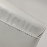 Christian Dior Bobby Flap Bag Leather East West — thumbnail 14