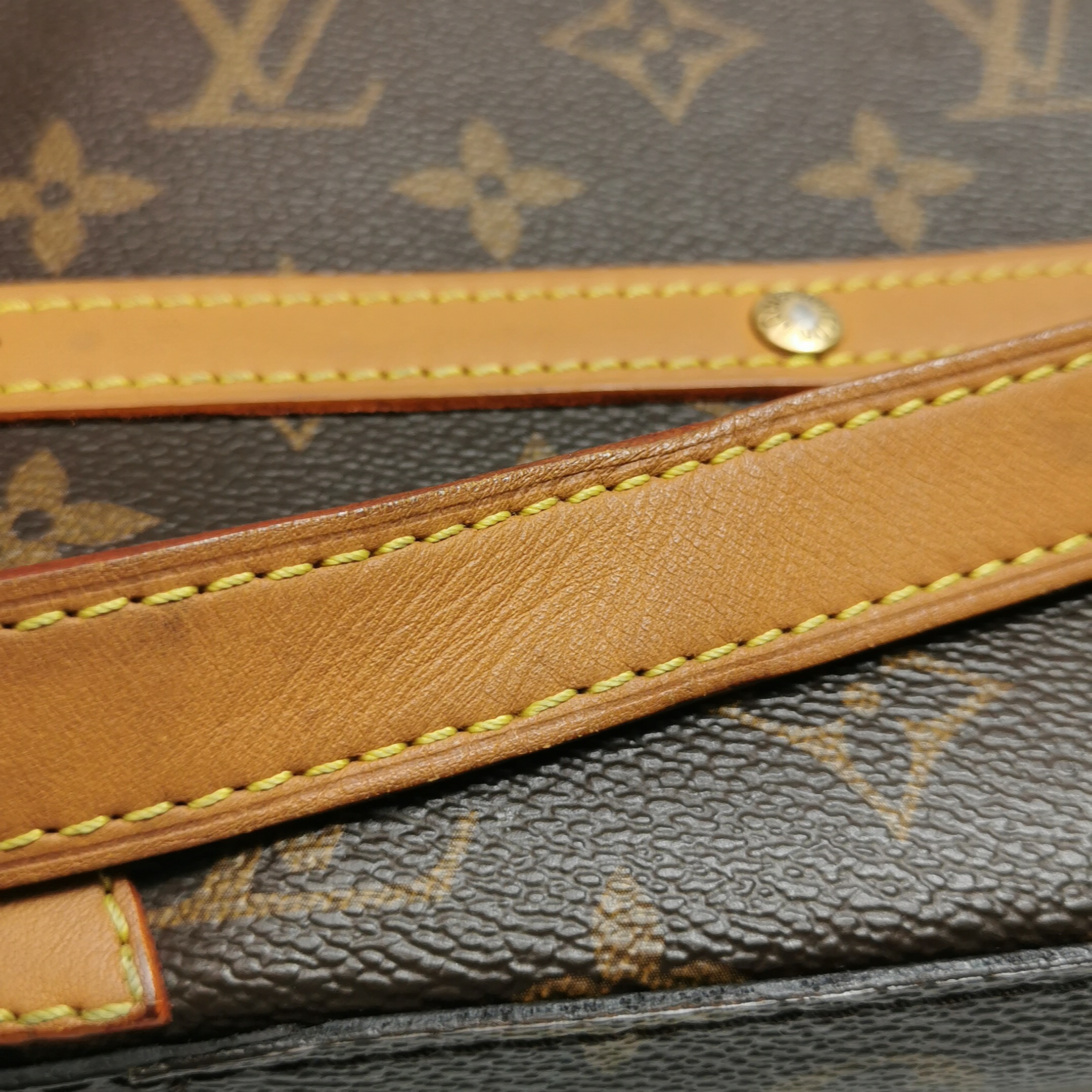 Louis Vuitton(LV) Soft Trunk Pouch Monogram Canvas — photo 14 of 16