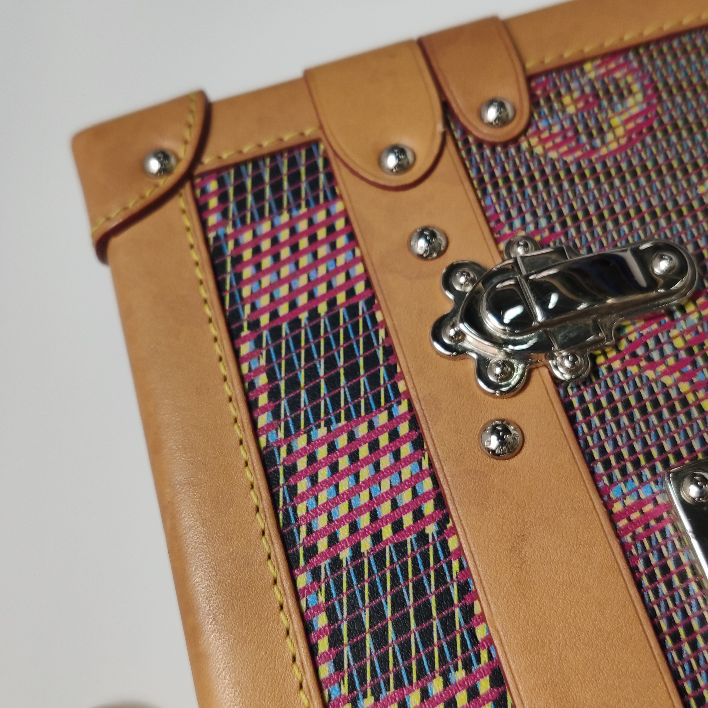 Louis Vuitton(LV) Petite Malle Handbag Damier Monogram LV Pop — photo 13 of 20