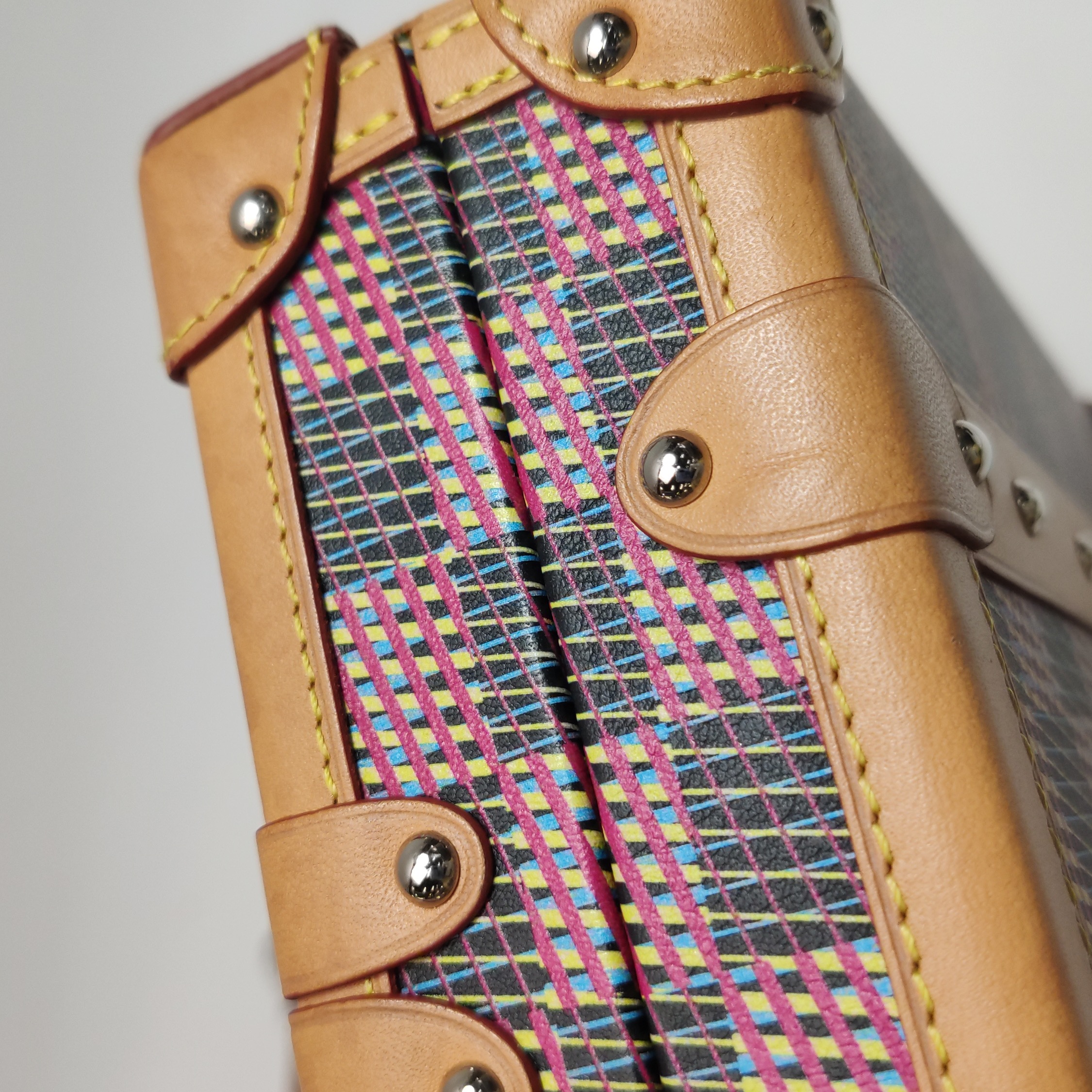 Louis Vuitton(LV) Petite Malle Handbag Damier Monogram LV Pop — photo 19 of 20