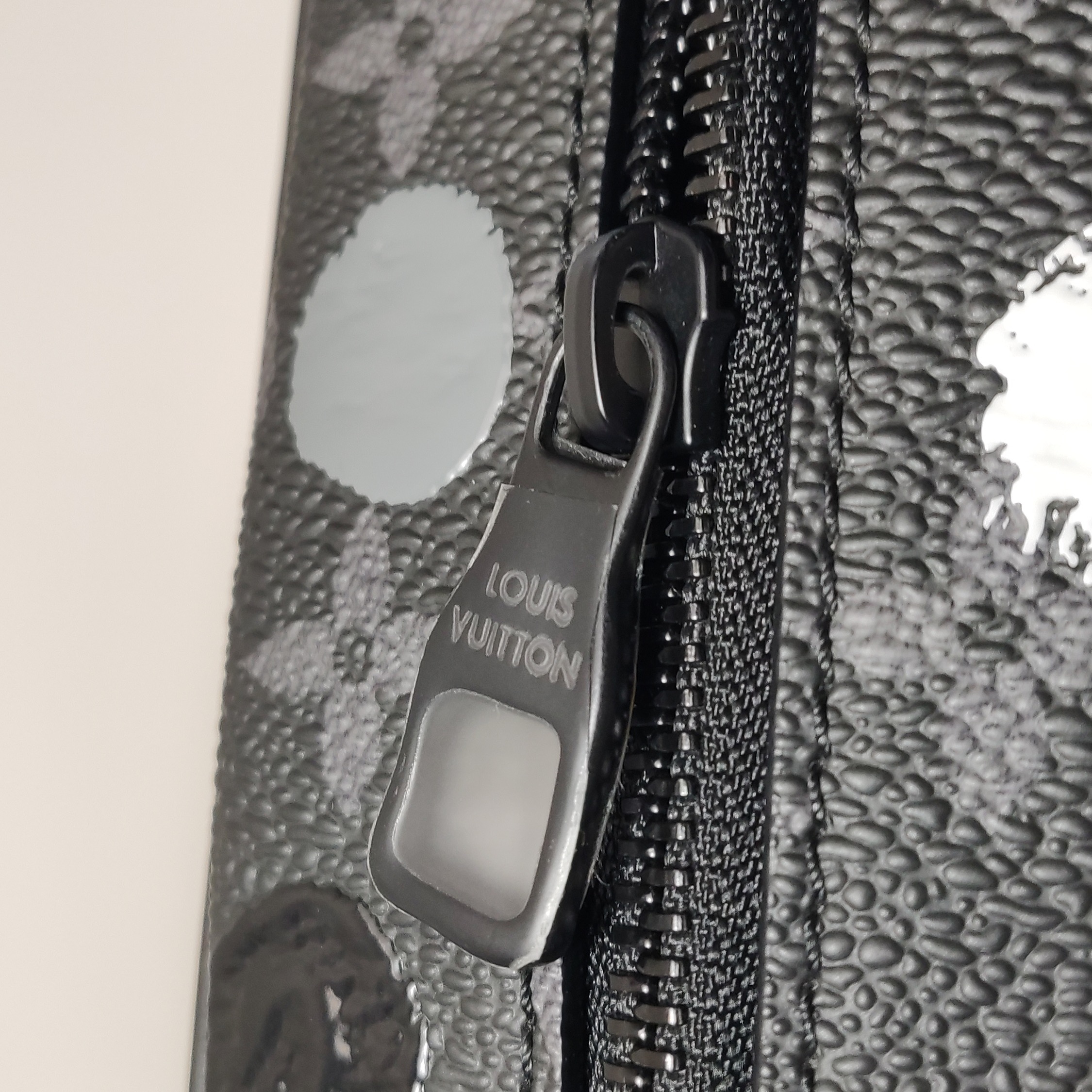 Louis Vuitton(LV) Soft Trunk Bag Yayoi Kusama Painted Dots Monogram Eclipse Canvas Mini — photo 9 of 16