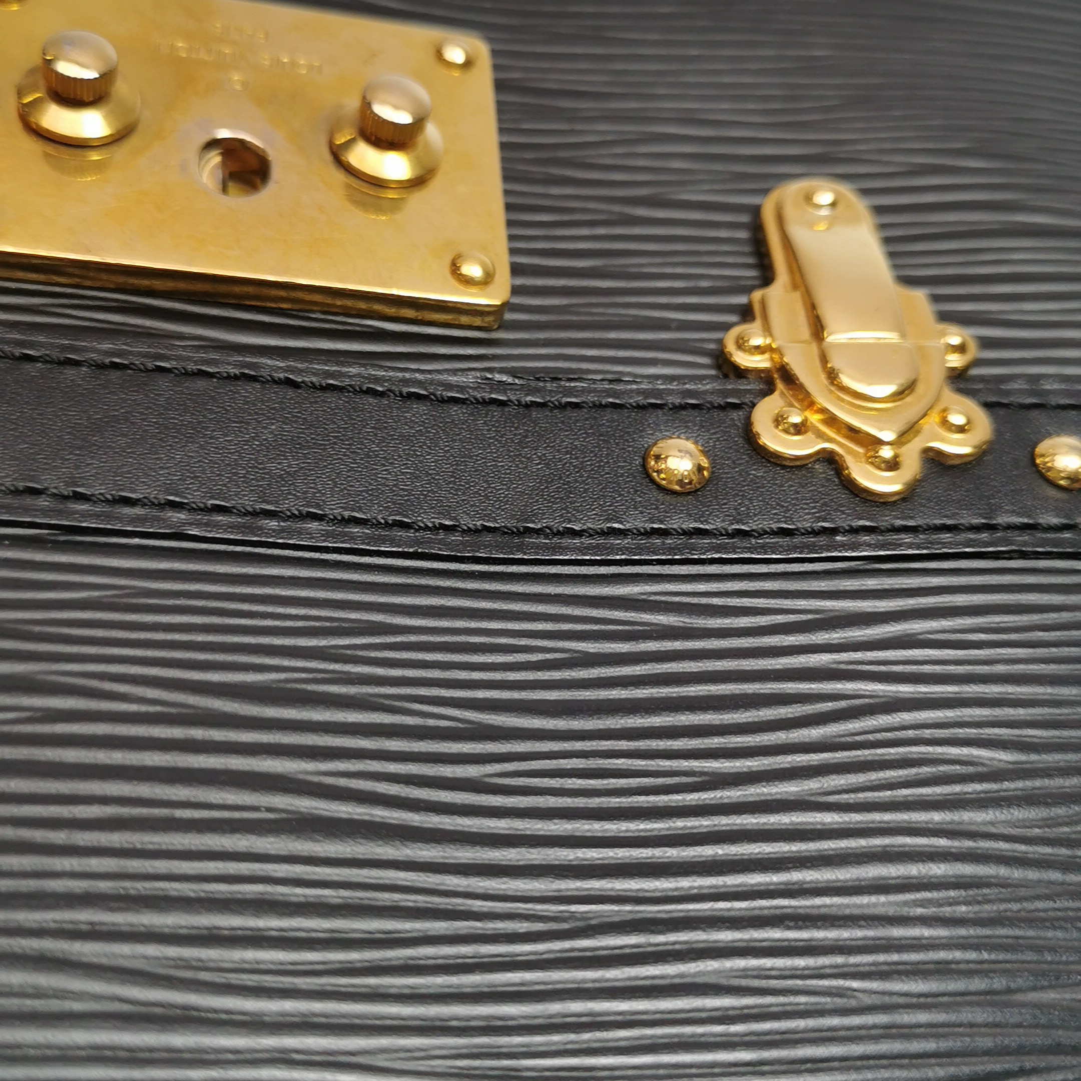 Louis Vuitton(LV) Trunk Clutch Epi Leather — photo 12 of 22