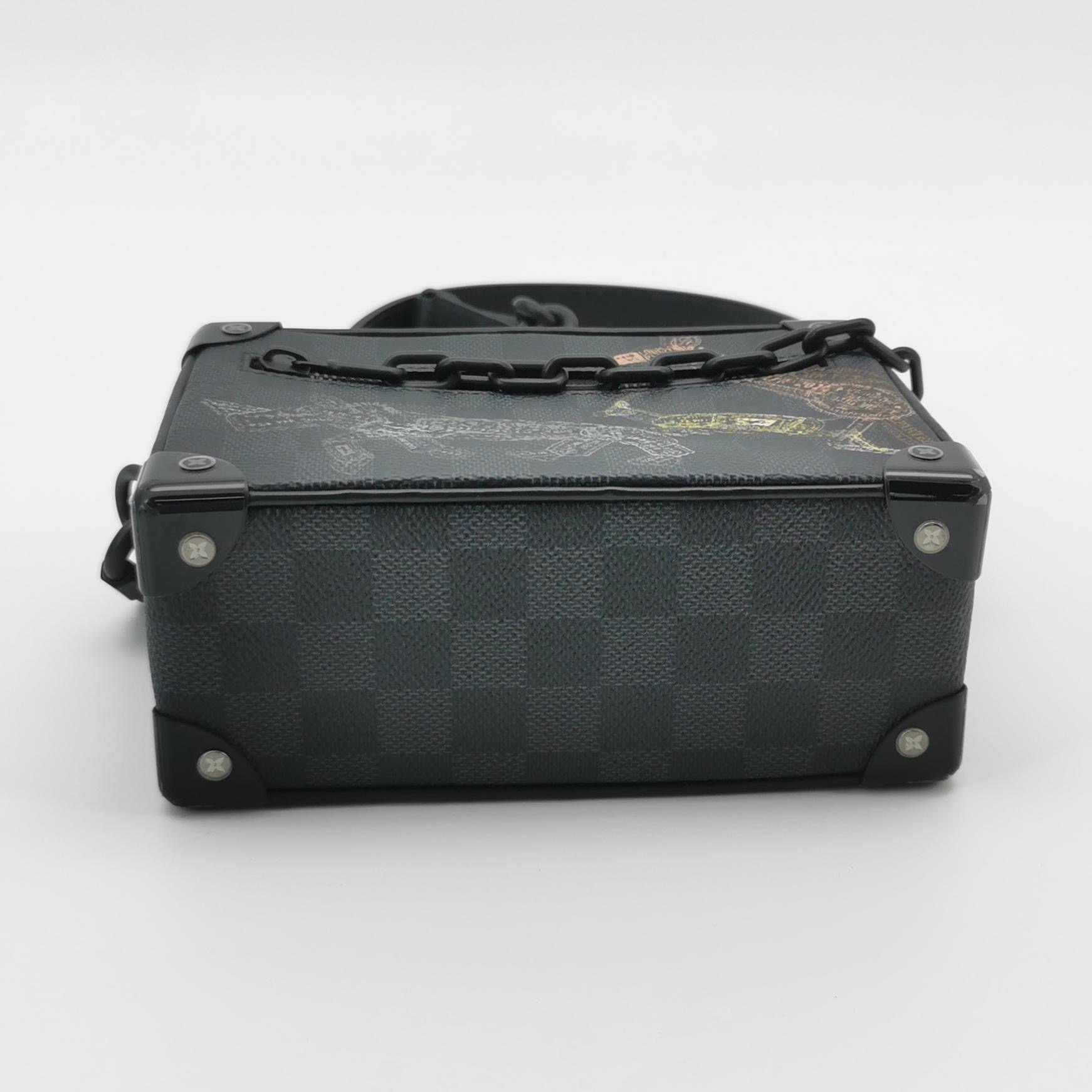 Louis Vuitton(LV) Soft Trunk Bag Limited Edition Wild Animals Damier Graphite Mini — photo 6 of 12