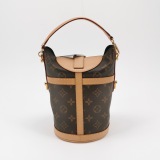 Louis Vuitton(LV) Duffle Handbag Monogram Canvas — thumbnail 5