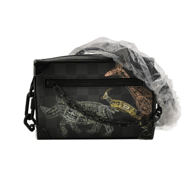 Louis Vuitton(LV) Soft Trunk Bag Limited Edition Wild Animals Damier Graphite Mini — pre-owned, Vierlot
