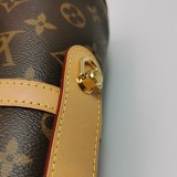 Louis Vuitton(LV) Duffle Handbag Monogram Canvas — thumbnail 12
