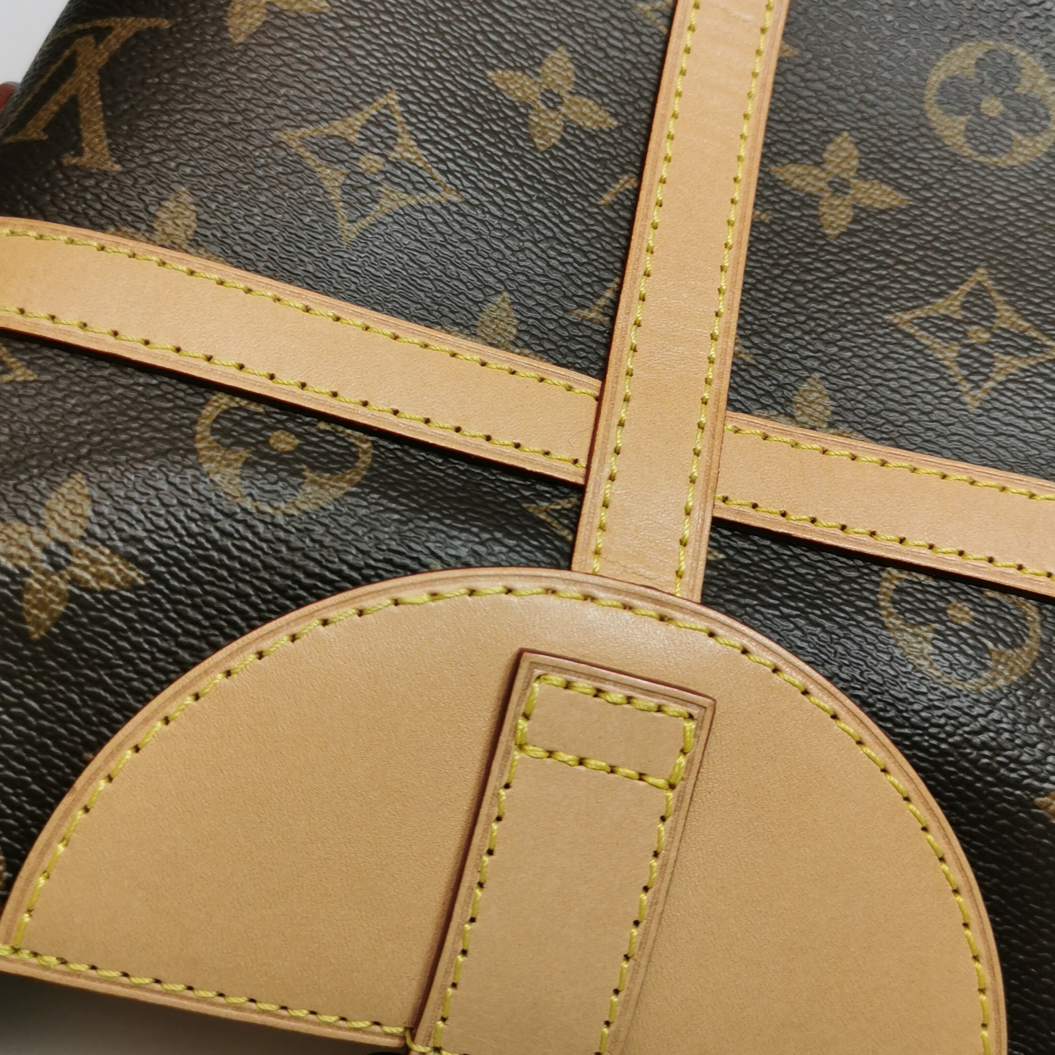 Louis Vuitton(LV) Duffle Handbag Monogram Canvas