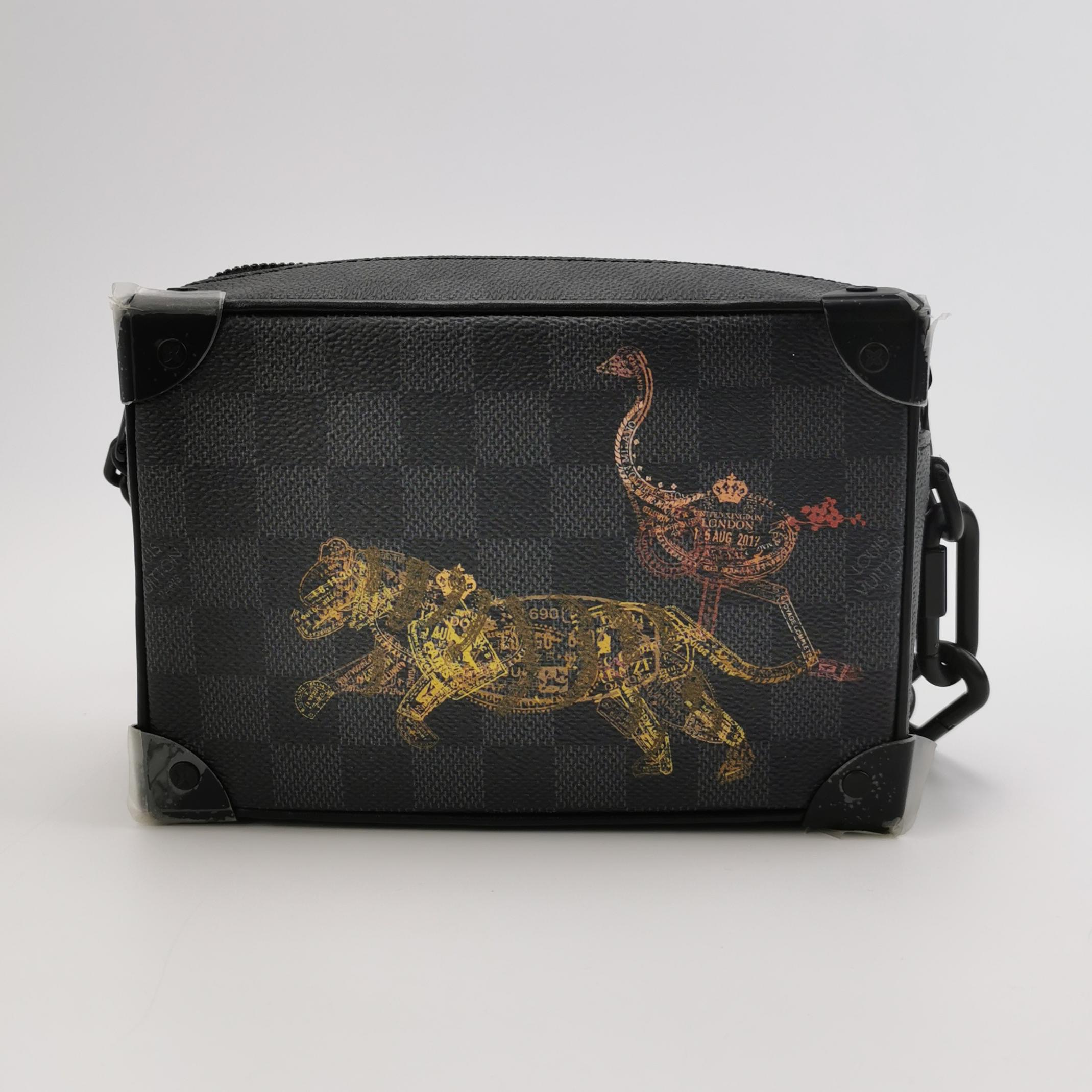 Louis Vuitton(LV) Soft Trunk Bag Limited Edition Wild Animals Damier Graphite Mini — photo 3 of 12