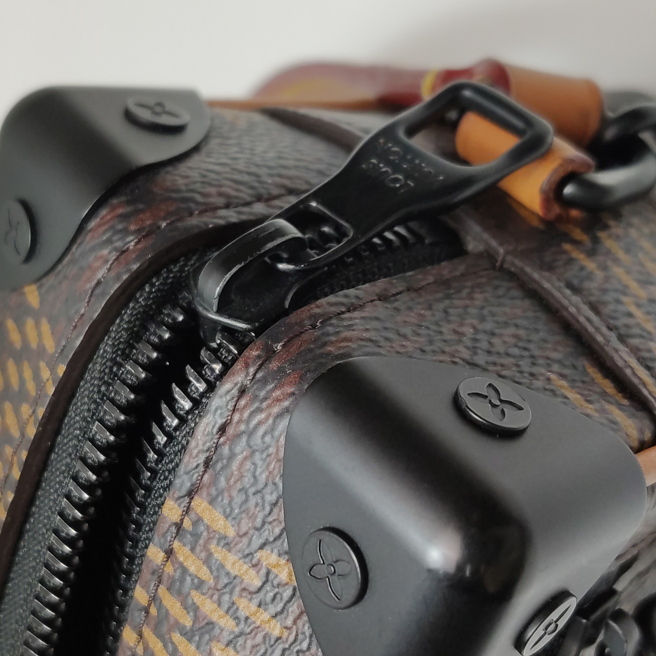 Louis Vuitton(LV) Nigo Soft Trunk Bag Limited Edition Giant Damier and Monogram Canvas Mini — photo 12 of 15