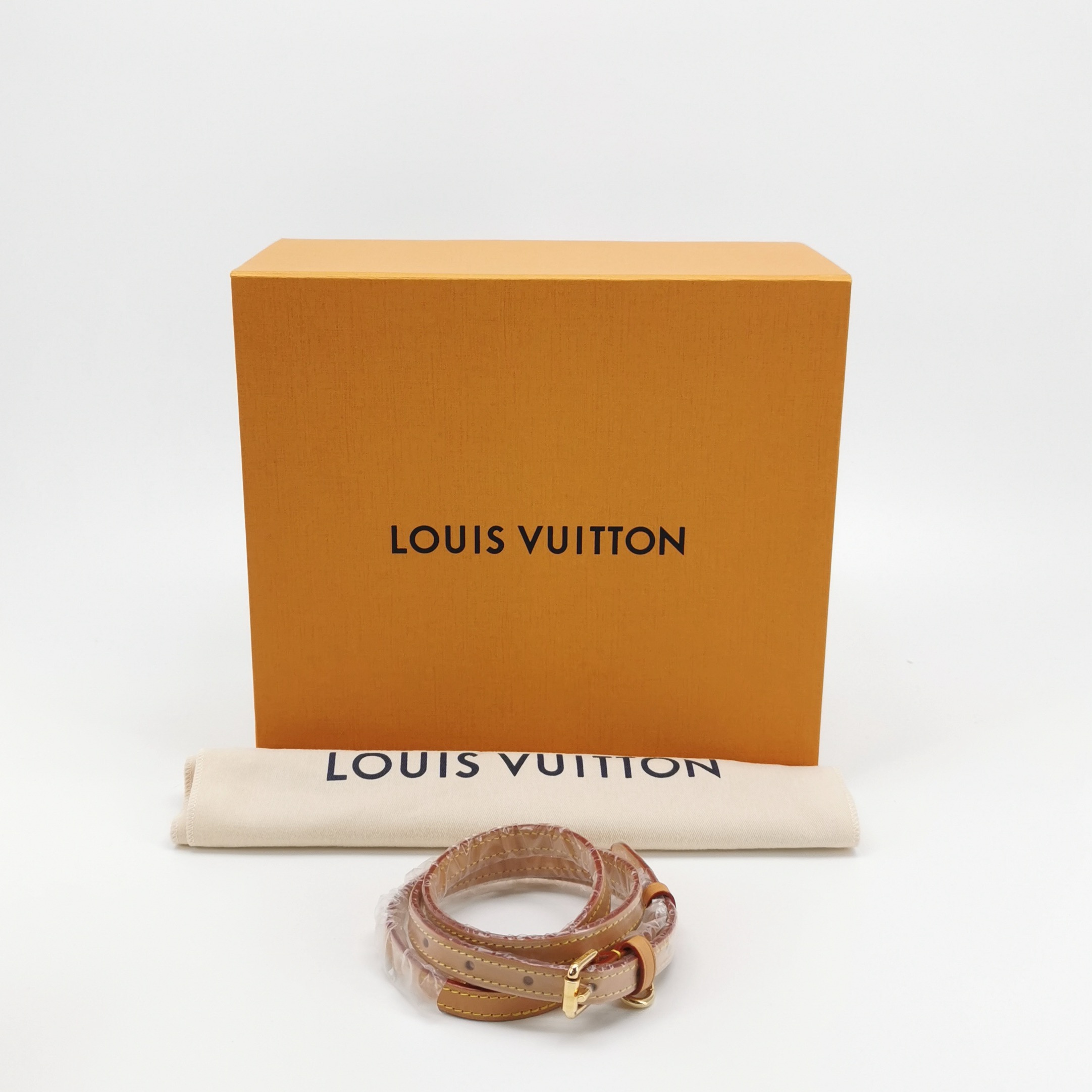 Louis Vuitton(LV) Side Trunk Handbag Monogram Canvas PM — photo 7 of 24
