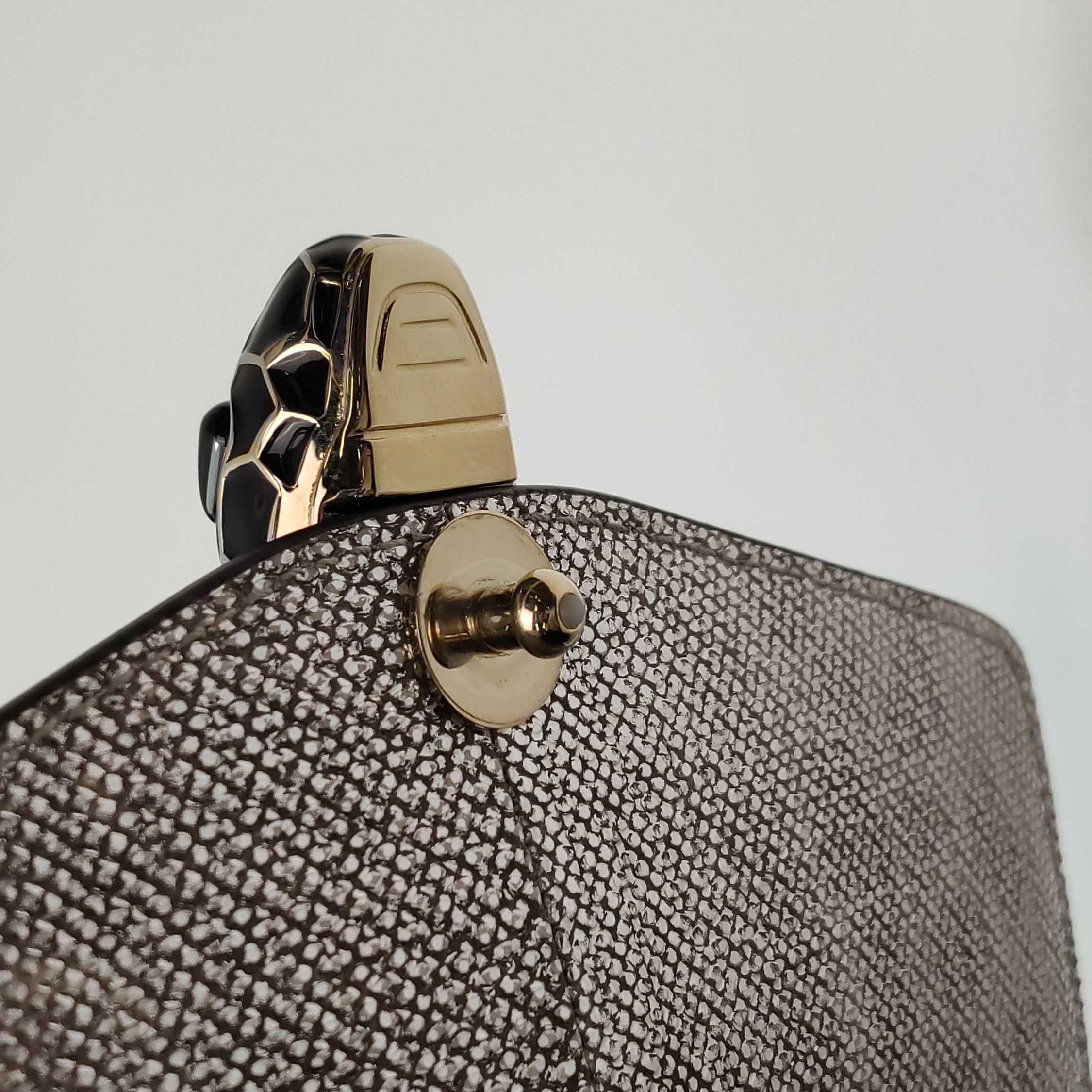 Bvlgari Serpenti Forever Top Handle Bag Karung Small — photo 15 of 17
