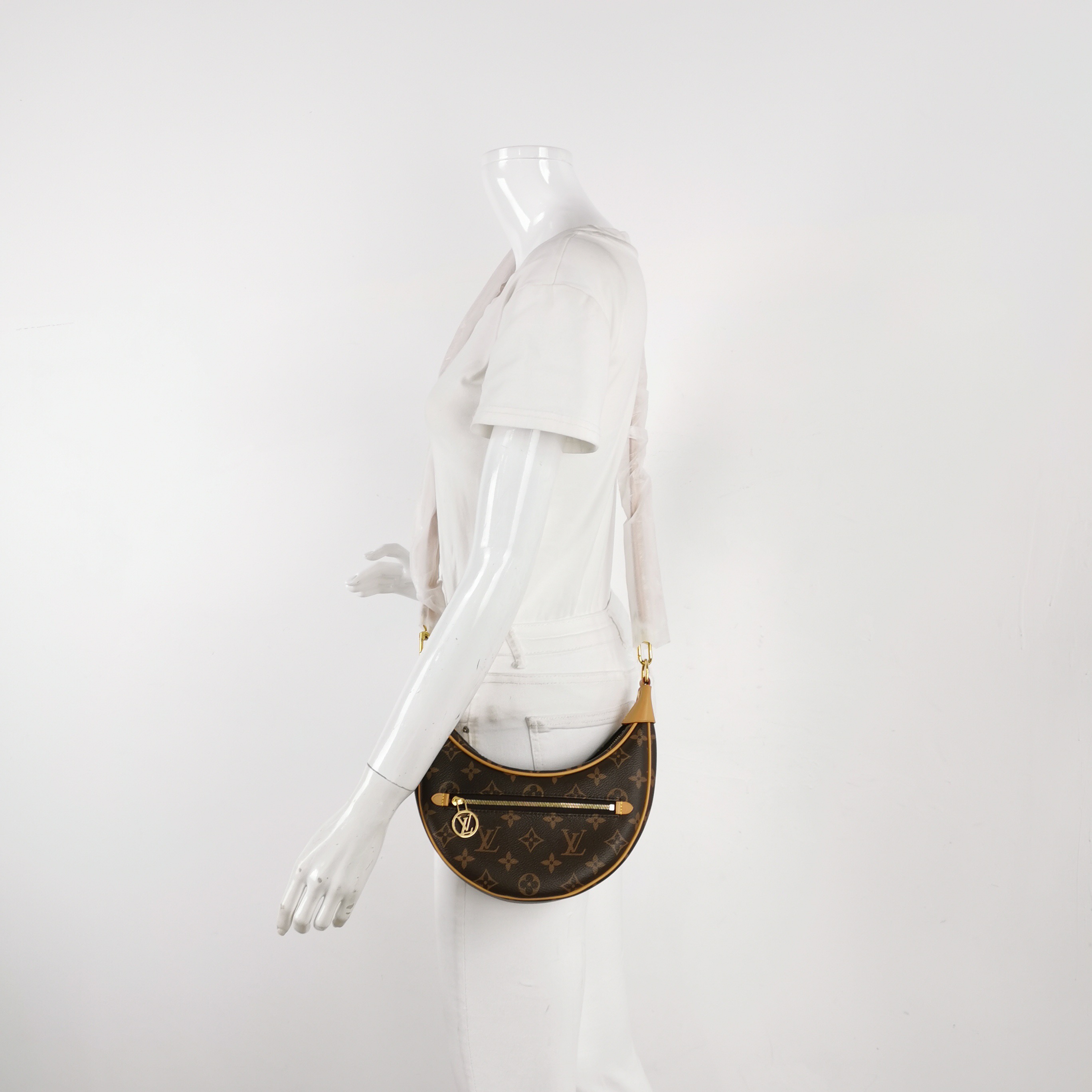 Louis Vuitton(LV) Loop Handbag Monogram Canvas — alternate view