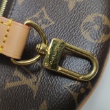Louis Vuitton(LV) Loop Handbag Monogram Canvas — thumbnail 11