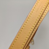 Louis Vuitton(LV) Loop Handbag Monogram Canvas — thumbnail 13