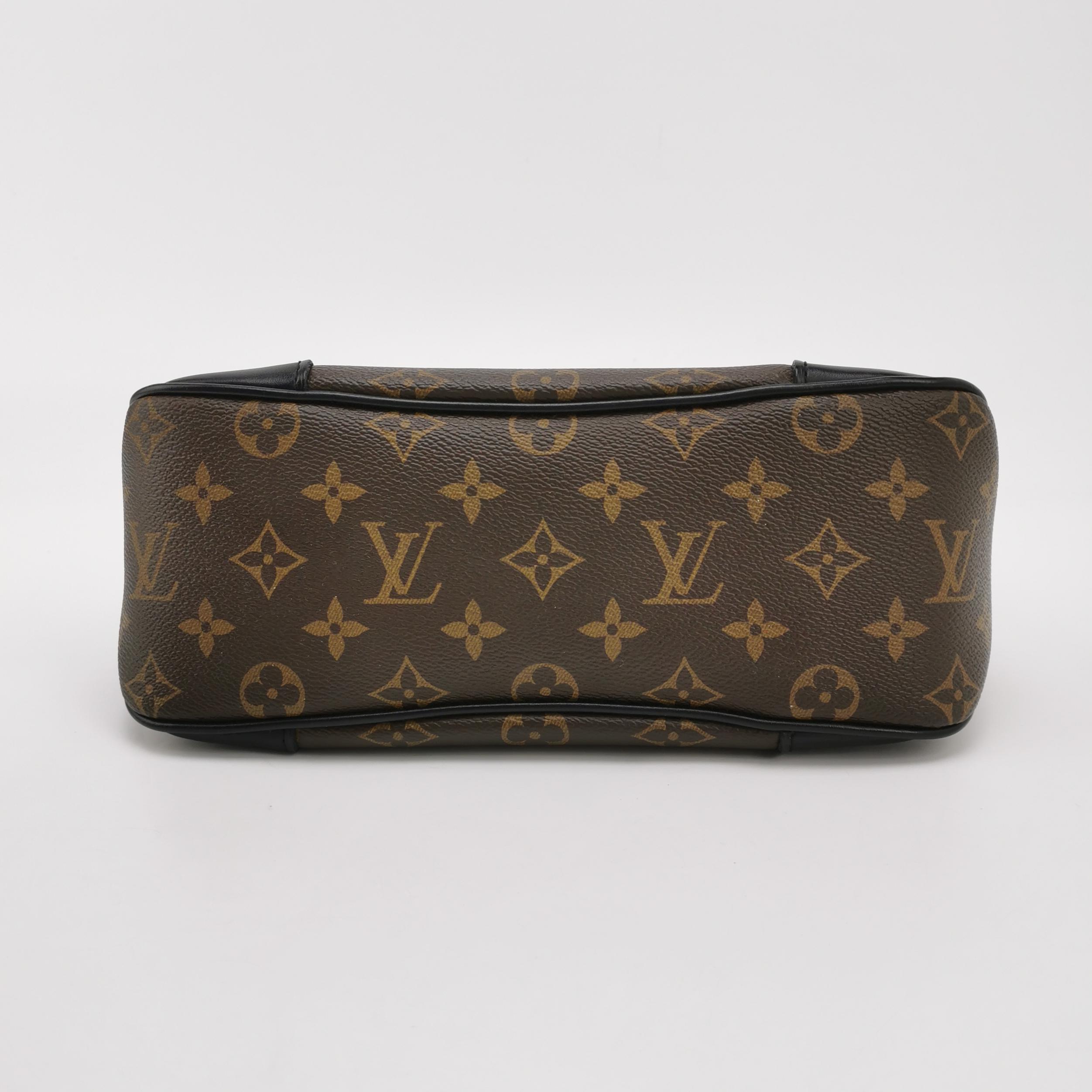 Louis Vuitton(LV) Boulogne NM Handbag Monogram Canvas — photo 6 of 11