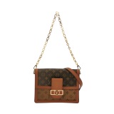 Louis Vuitton(LV) Dauphine Shoulder Bag Reverse Monogram Canvas MM — thumbnail 1