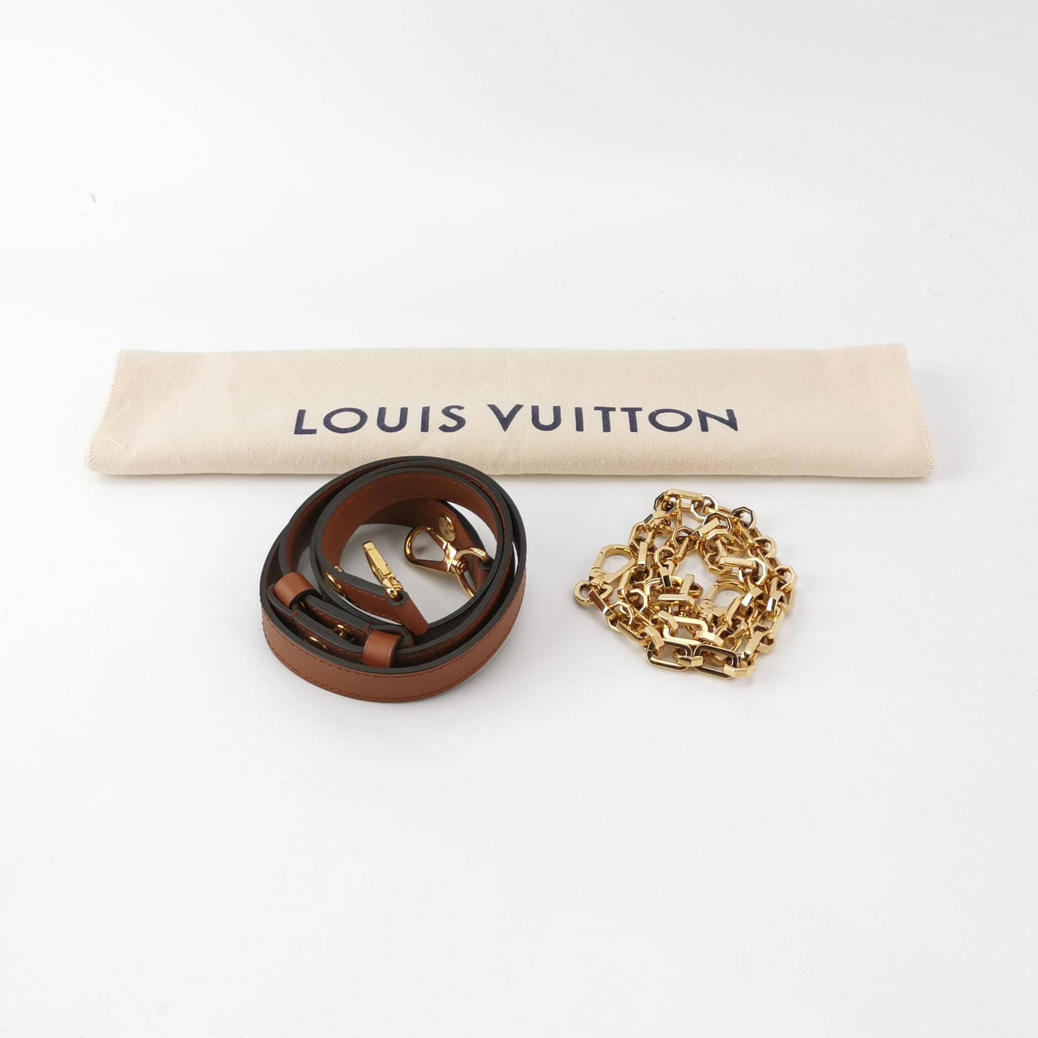 Louis Vuitton(LV) Dauphine Shoulder Bag Reverse Monogram Canvas MM — photo 8 of 15